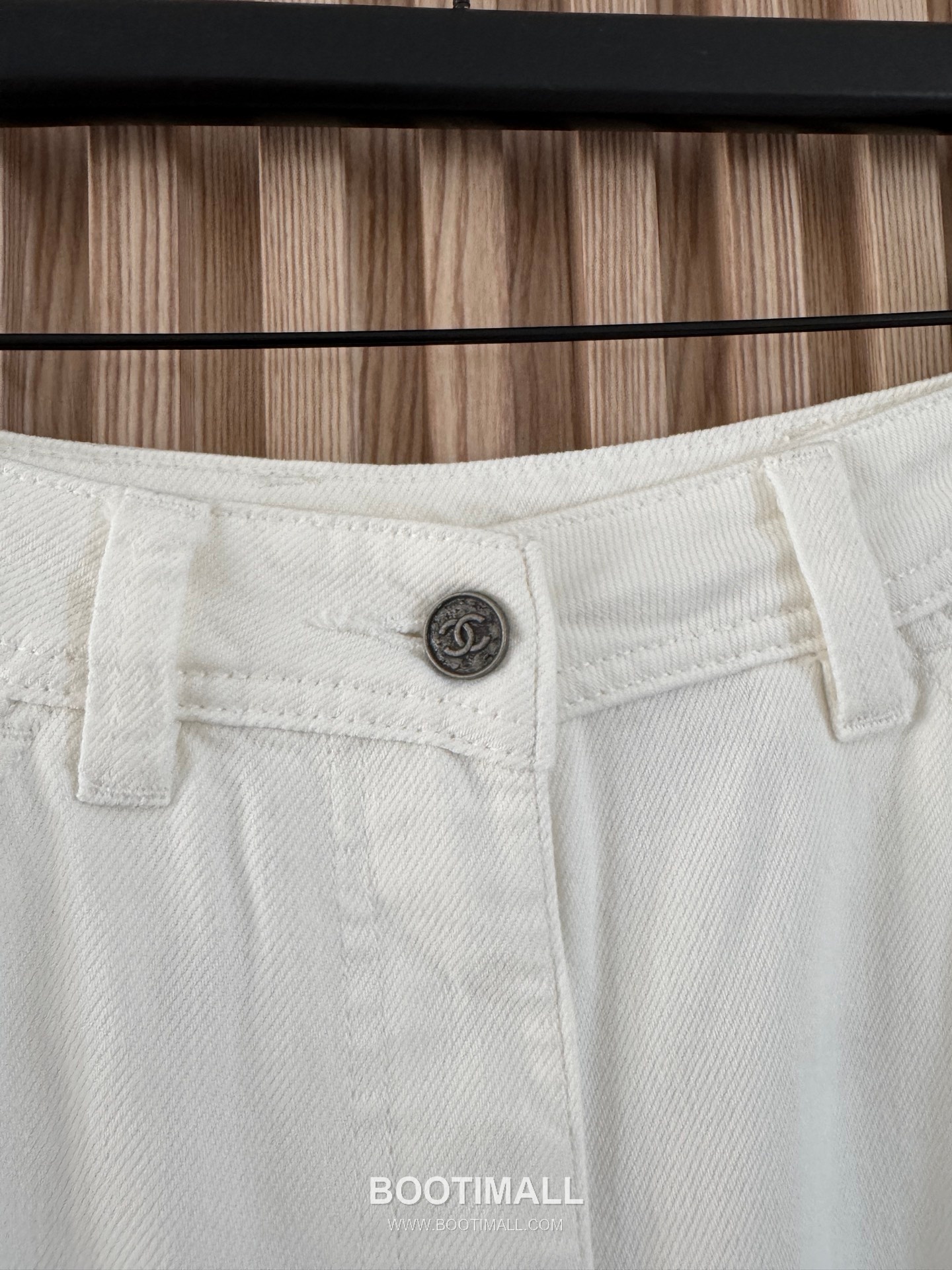 브루넬로 쿠치넬리 2026SS 코튼 데님 크롭 세미와이드 스트레이트핏 7부 팬츠 Brunello Cucinelli 2026 SS Cotton Denim Cropped Semi Wide Straight Fit Capri Pants 9