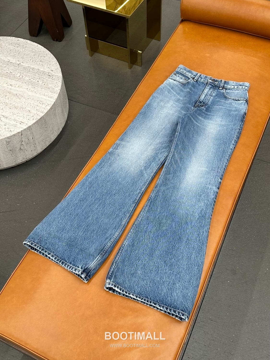 셀린느 2026SS 코튼 데님 싱글버튼 하이웨스트 부츠컷 롱팬츠 Celine 2026 SS Cotton Denim Single Button High Waist Bootcut Long Pants 6