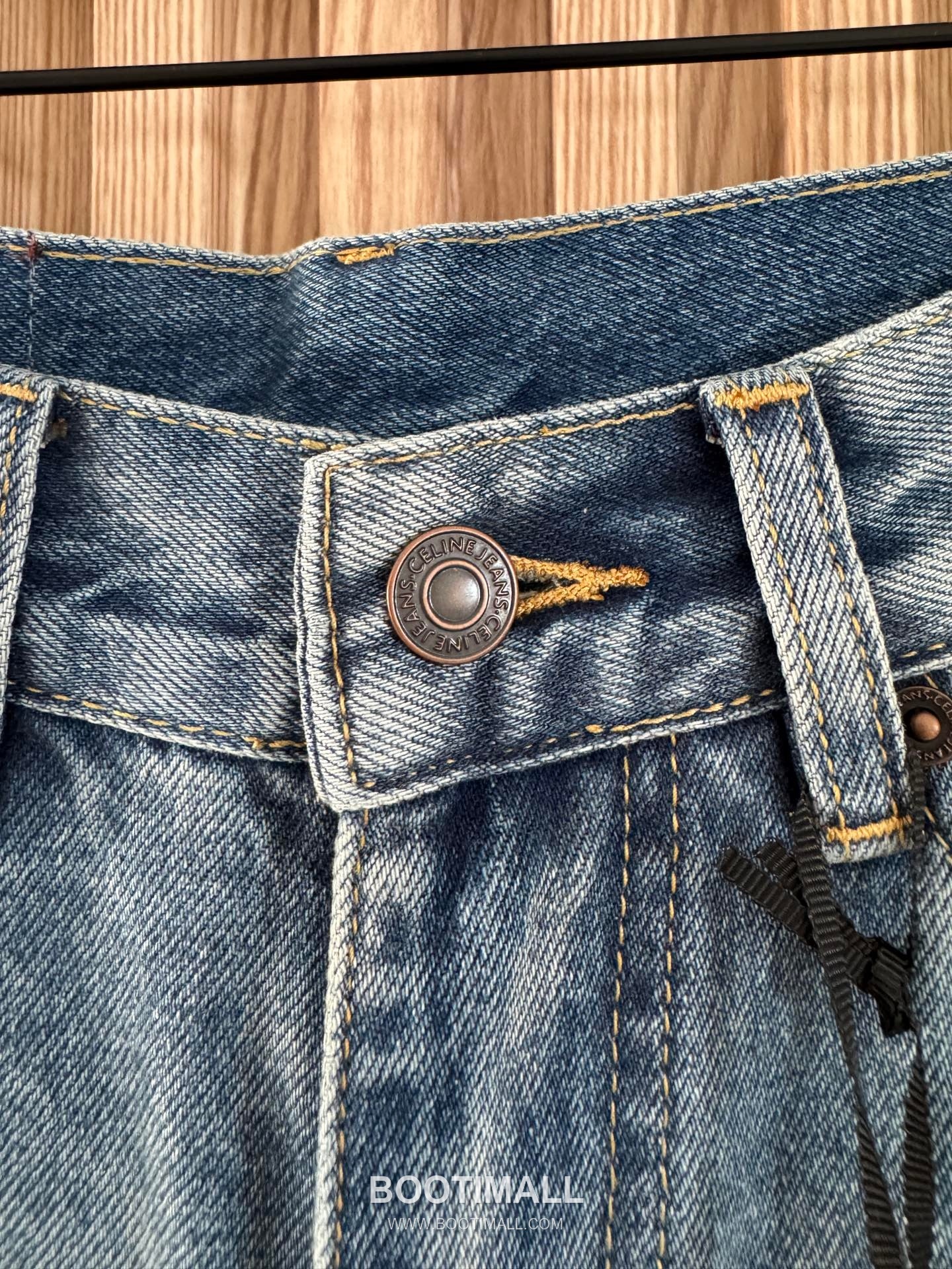 셀린느 2026SS 코튼 데님 싱글버튼 하이웨스트 부츠컷 롱팬츠 Celine 2026 SS Cotton Denim Single Button High Waist Bootcut Long Pants 15