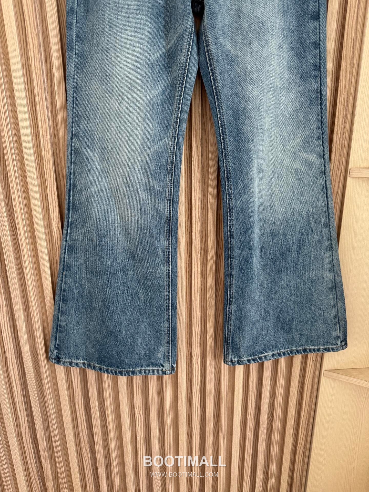 셀린느 2026SS 코튼 데님 싱글버튼 하이웨스트 부츠컷 롱팬츠 Celine 2026 SS Cotton Denim Single Button High Waist Bootcut Long Pants 16
