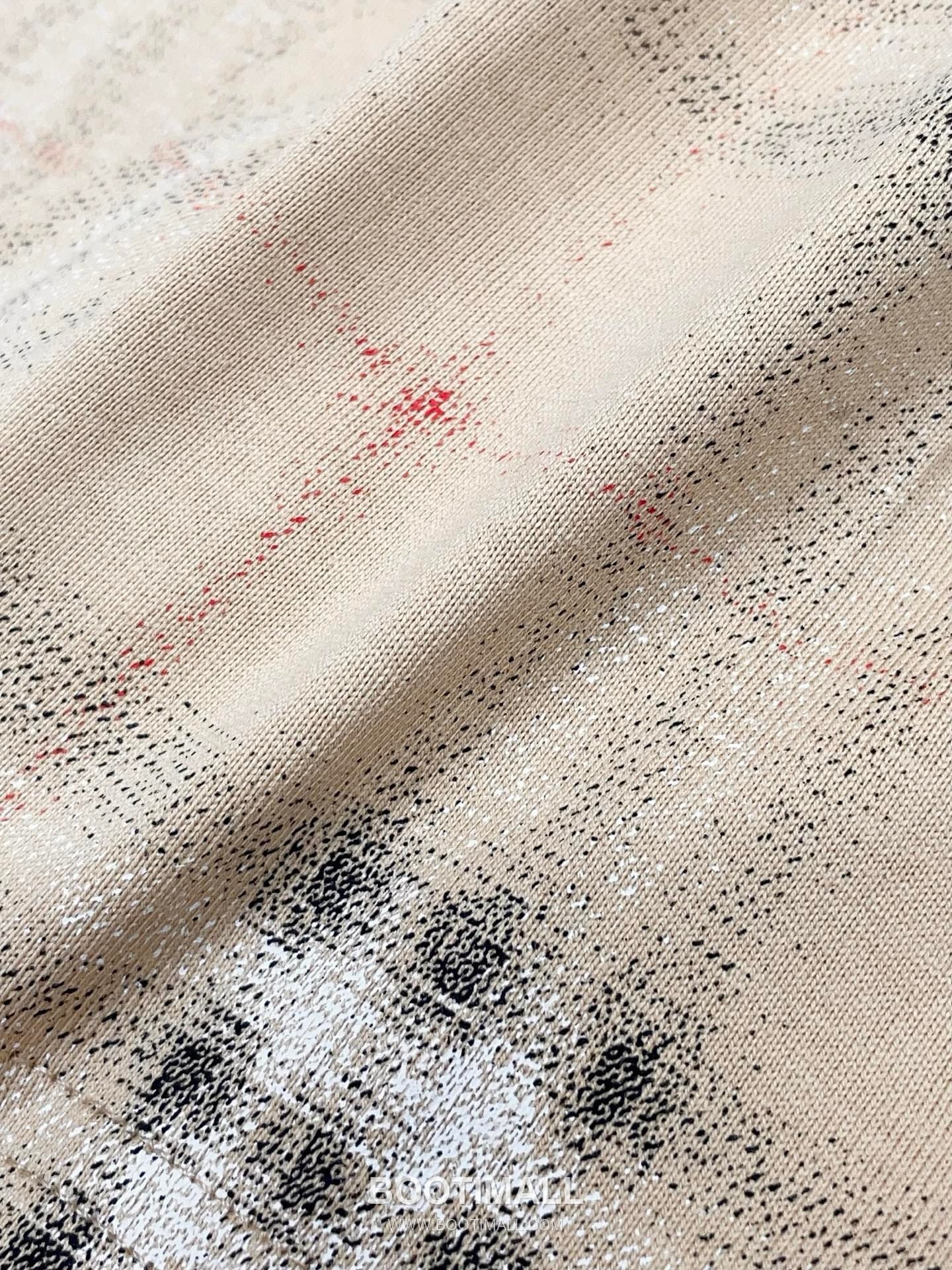 버버리 2026SS 코튼 그라데이션 체크 프린트 오버핏 반팔 티셔츠 Burberry 2026 SS Cotton Gradient Check Print Oversized Short Sleeve T Shirt 21