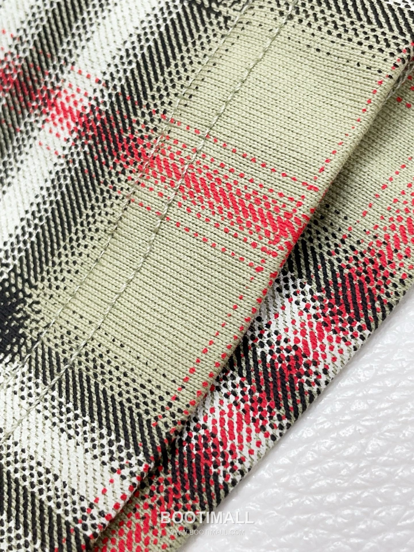 버버리 2026SS 코튼 그라데이션 체크 프린트 오버핏 반팔 티셔츠 Burberry 2026 SS Cotton Gradient Check Print Oversized Short Sleeve T Shirt 7