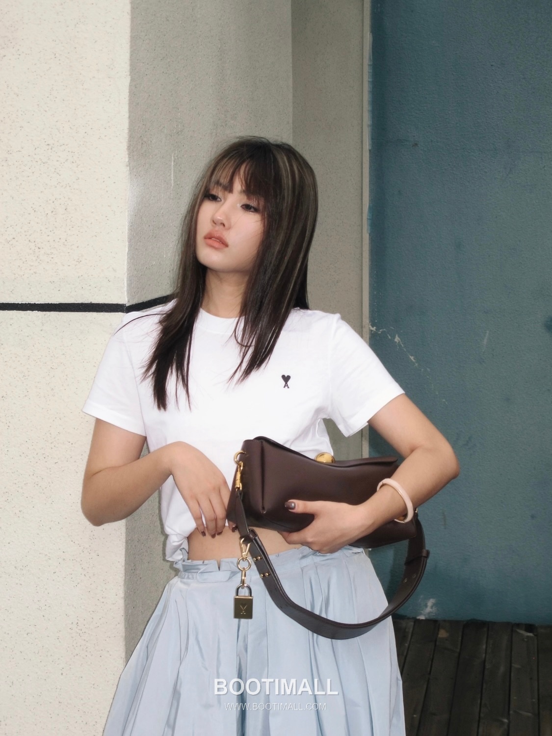 아미 2026SS 코튼 하트로고 자수 슬림핏 반팔 티셔츠 AMI 2026 SS Cotton Heart Logo Embroidered Slim Fit Short Sleeve T Shirt 1