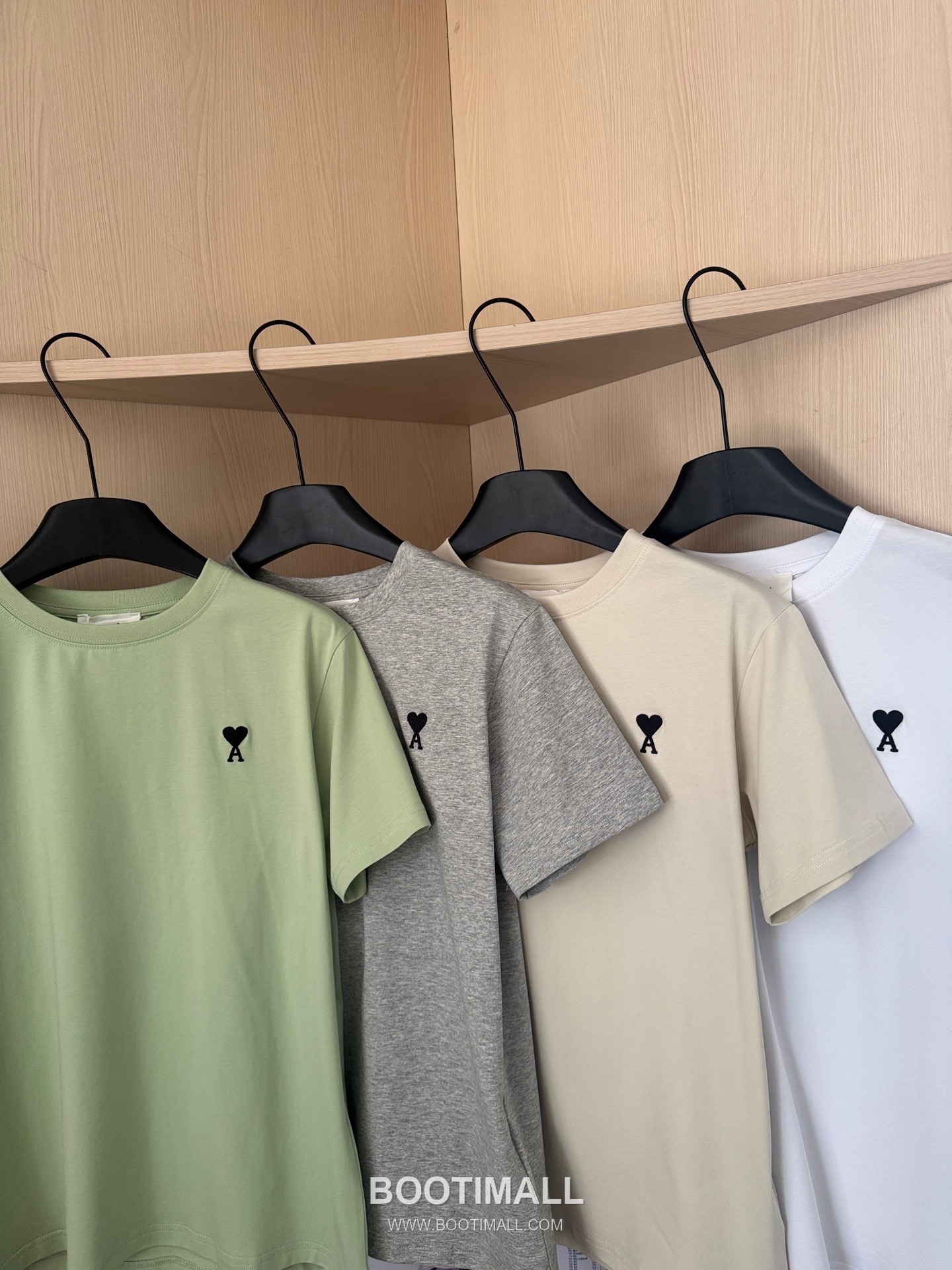 아미 2026SS 코튼 하트로고 자수 슬림핏 반팔 티셔츠 AMI 2026 SS Cotton Heart Logo Embroidered Slim Fit Short Sleeve T Shirt 11