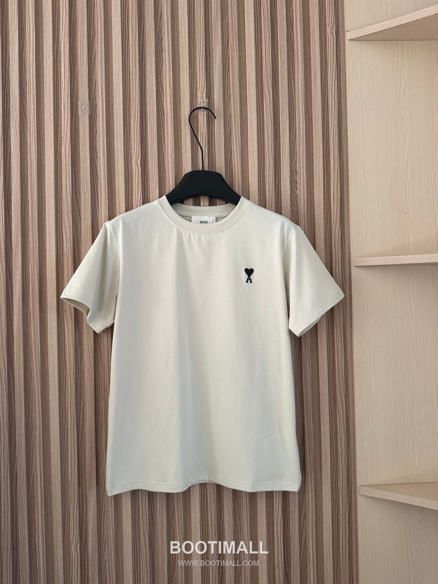 아미 2026SS 코튼 하트로고 자수 슬림핏 반팔 티셔츠 AMI 2026 SS Cotton Heart Logo Embroidered Slim Fit Short Sleeve T Shirt 20