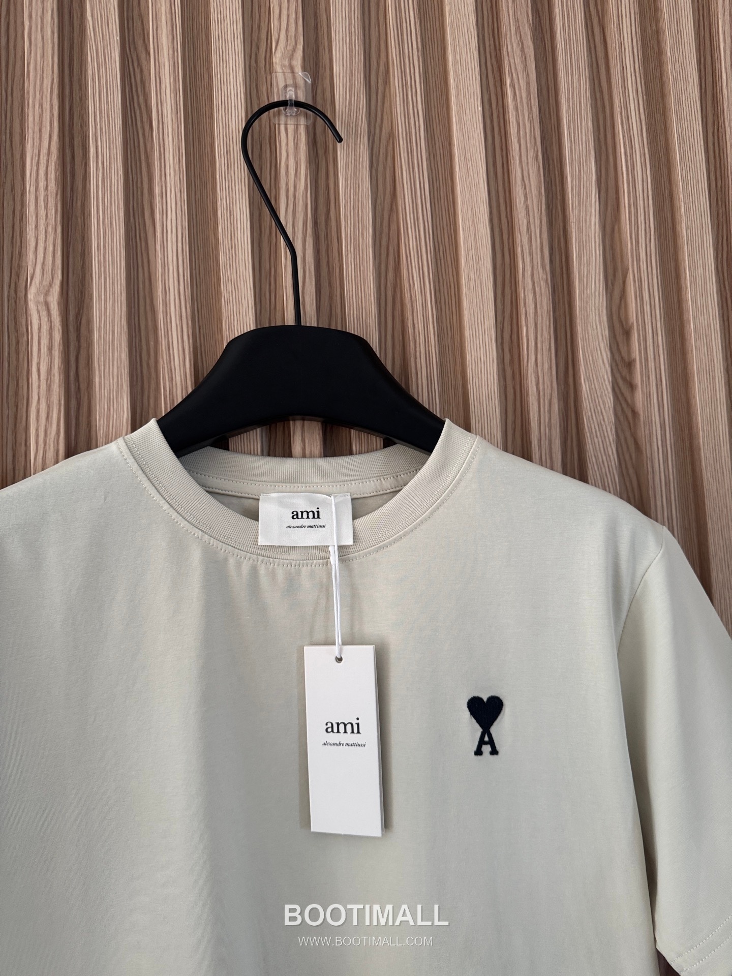 아미 2026SS 코튼 하트로고 자수 슬림핏 반팔 티셔츠 AMI 2026 SS Cotton Heart Logo Embroidered Slim Fit Short Sleeve T Shirt 22