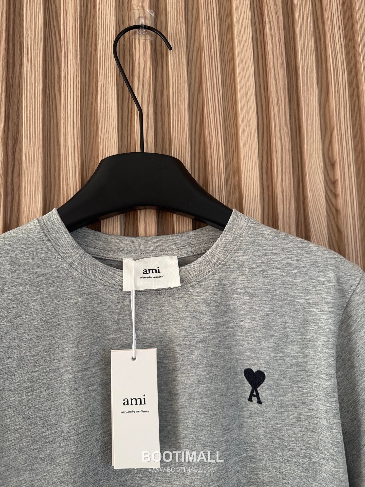 아미 2026SS 코튼 하트로고 자수 슬림핏 반팔 티셔츠 AMI 2026 SS Cotton Heart Logo Embroidered Slim Fit Short Sleeve T Shirt 29