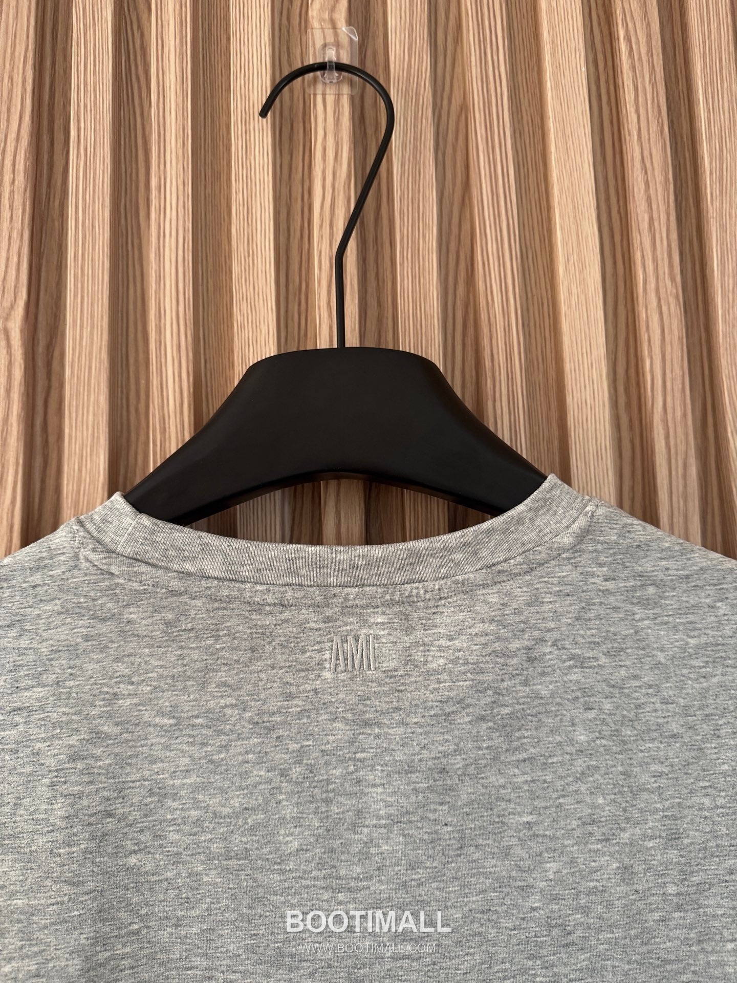 아미 2026SS 코튼 하트로고 자수 슬림핏 반팔 티셔츠 AMI 2026 SS Cotton Heart Logo Embroidered Slim Fit Short Sleeve T Shirt 31