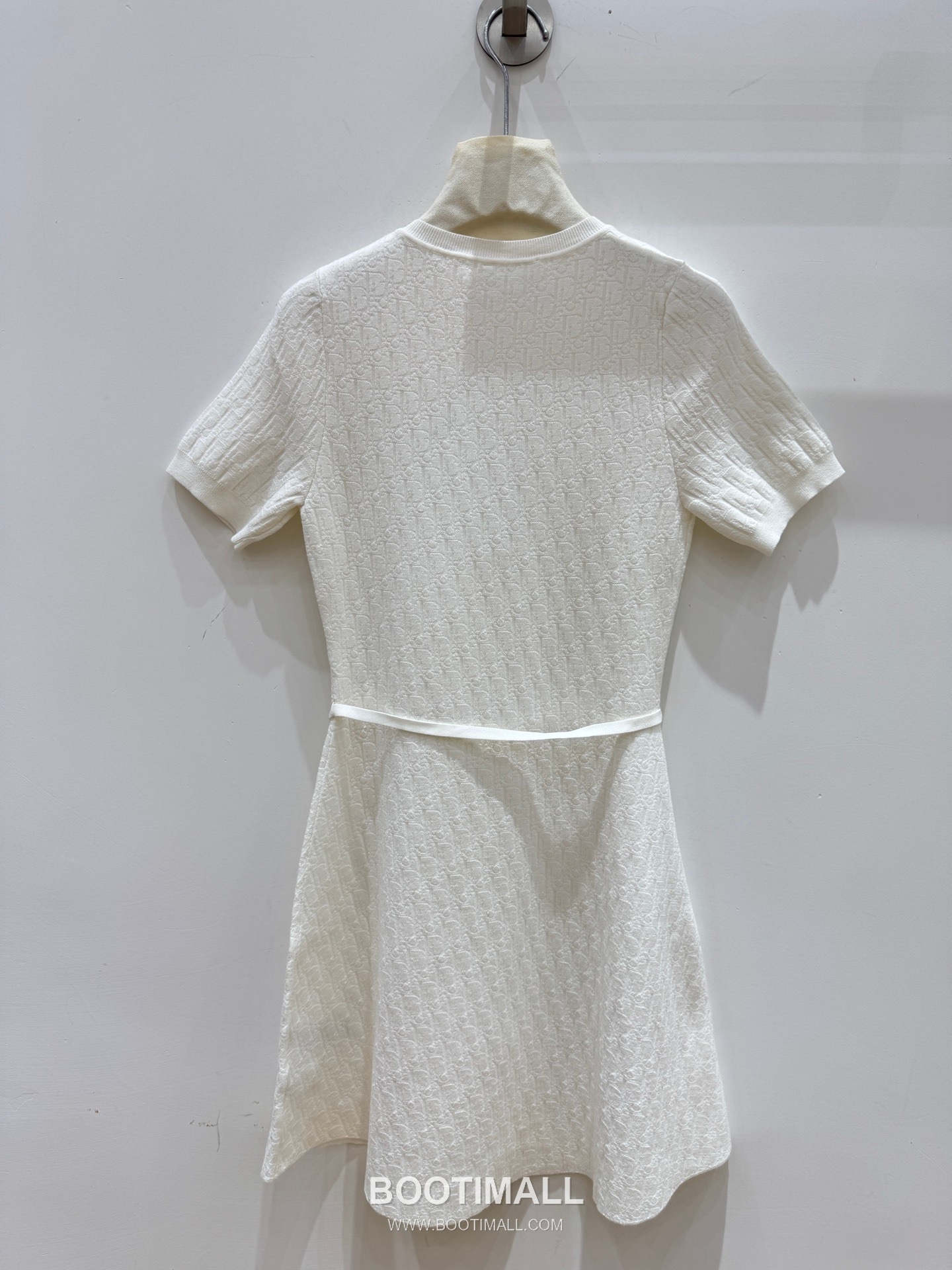 디올 2026SS 울혼방 오블리크 자카드 로고 슬림핏 A라인 반팔 니트 원피스 Dior 2026 SS Wool Blend Oblique Jacquard Logo Slim Fit A Line Short Sleeve Knit Dress 12