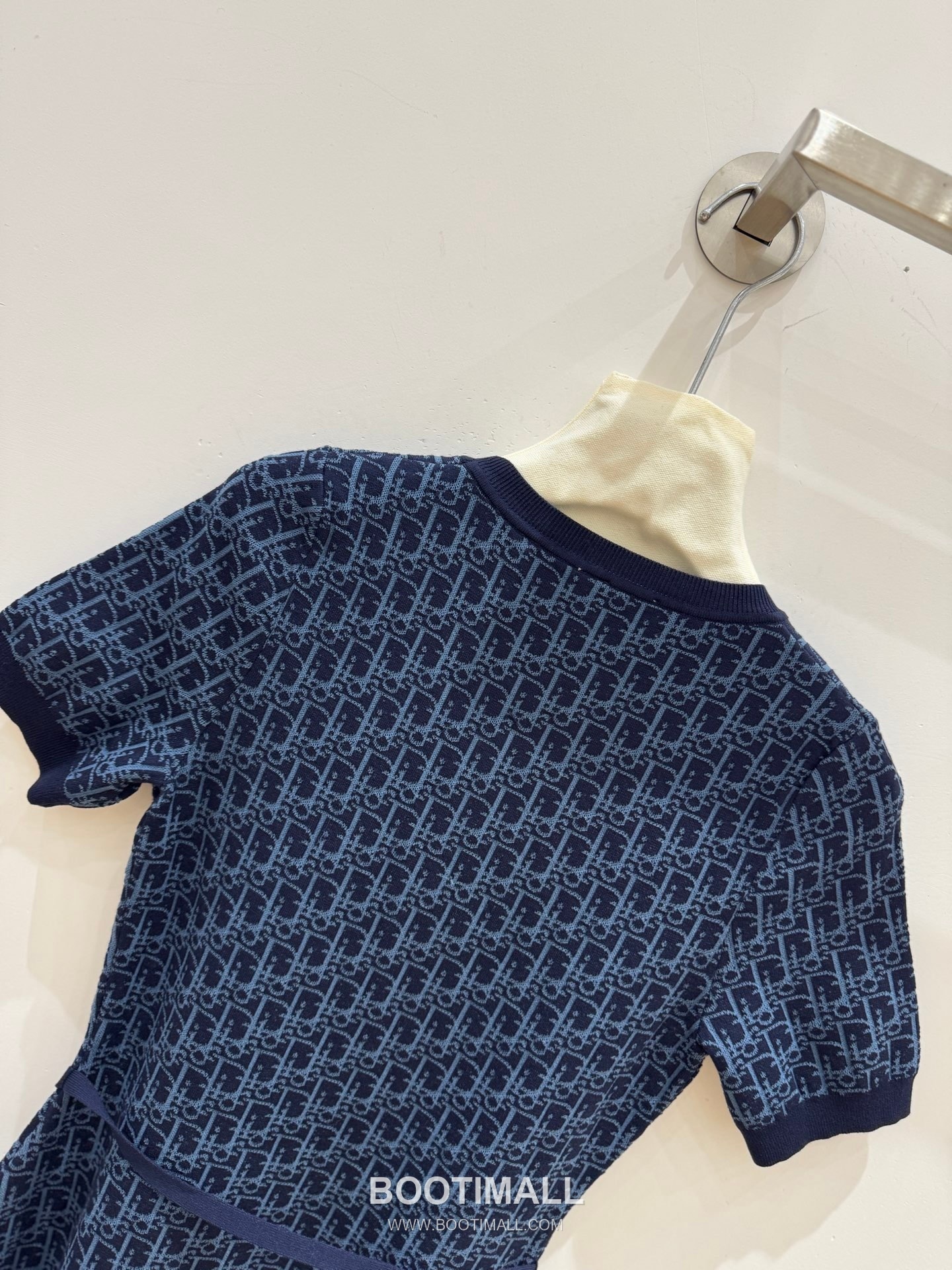 디올 2026SS 울혼방 오블리크 자카드 로고 슬림핏 A라인 반팔 니트 원피스 Dior 2026 SS Wool Blend Oblique Jacquard Logo Slim Fit A Line Short Sleeve Knit Dress 14