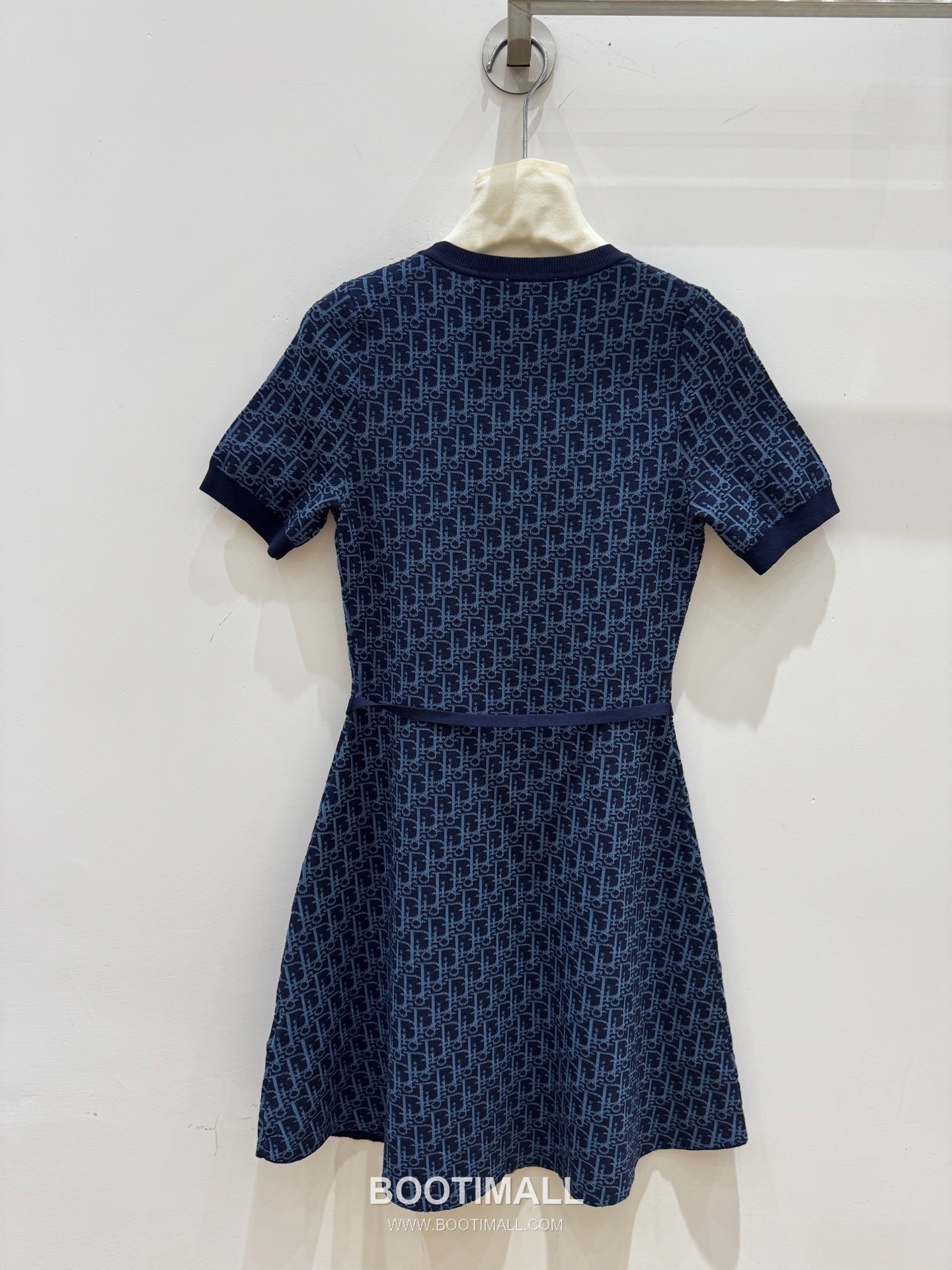 디올 2026SS 울혼방 오블리크 자카드 로고 슬림핏 A라인 반팔 니트 원피스 Dior 2026 SS Wool Blend Oblique Jacquard Logo Slim Fit A Line Short Sleeve Knit Dress 15