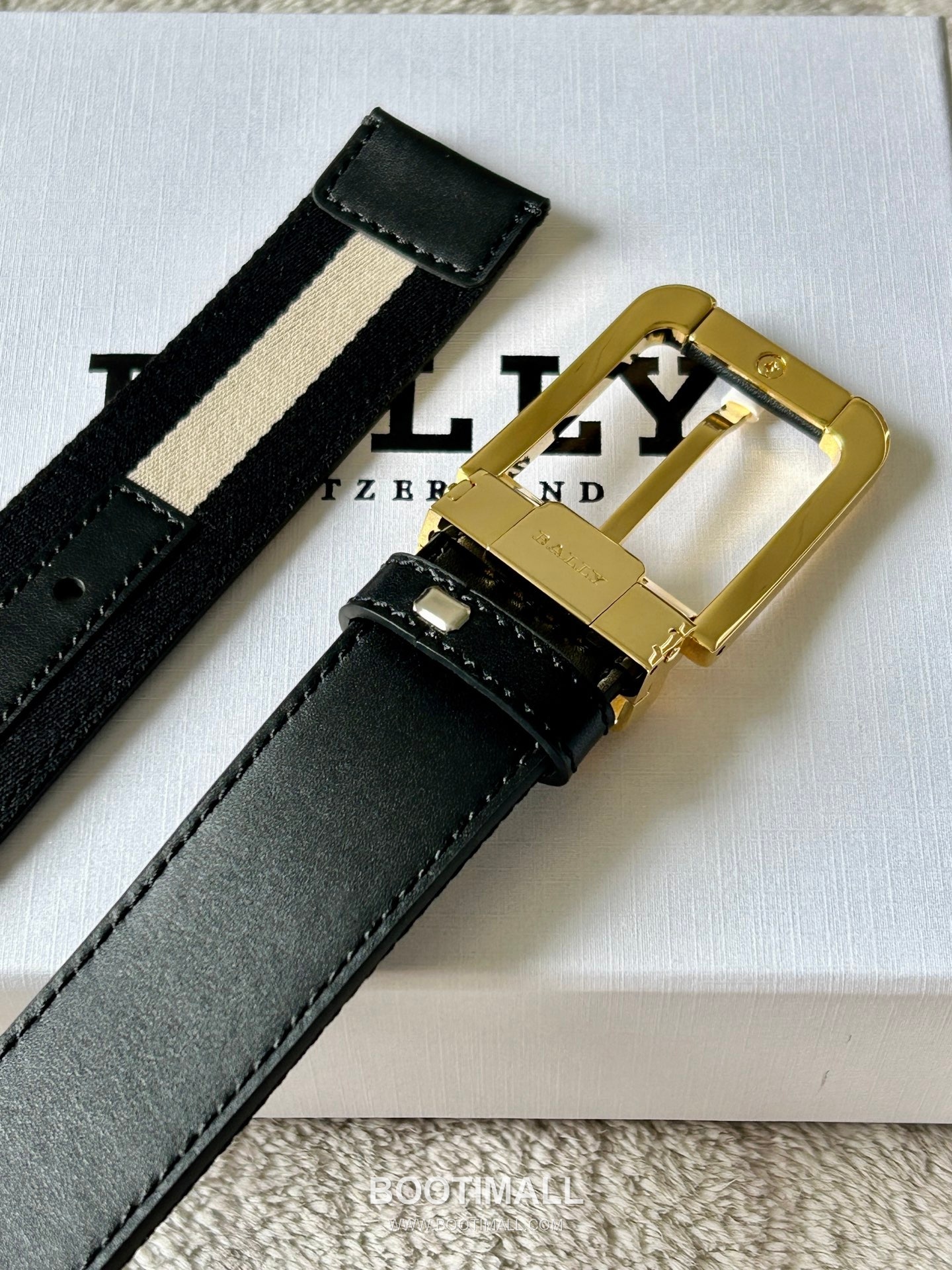 발리 캔버스 레더트리밍 트레인스트라이프 캐주얼 벨트 Bally 2026 SS Canvas Leather Trim Train Stripe Casual Belt 3.4cm 3