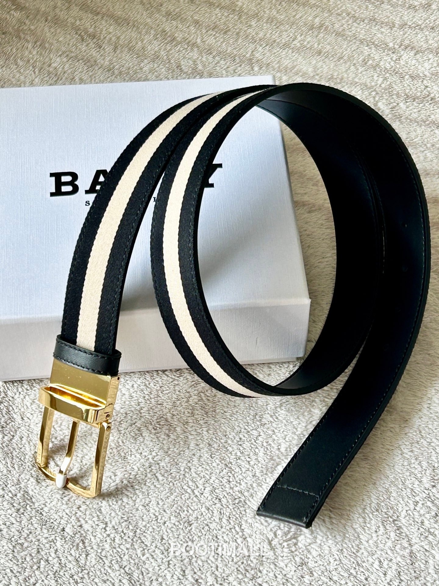 발리 캔버스 레더트리밍 트레인스트라이프 캐주얼 벨트 Bally 2026 SS Canvas Leather Trim Train Stripe Casual Belt 3.5cm 5
