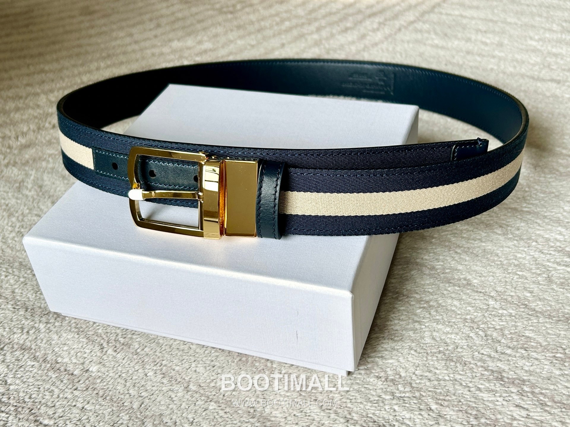 발리 캔버스 레더트리밍 트레인스트라이프 캐주얼 벨트 Bally 2026 SS Canvas Leather Trim Train Stripe Casual Belt 3.5cm 6