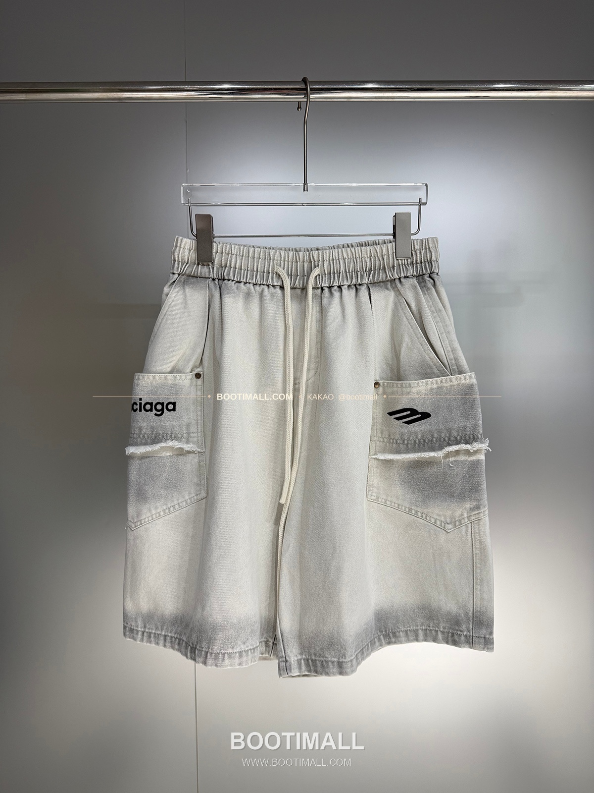 발렌시아가 2026SS 워싱코튼 로고 레귤러핏 썸머 쇼츠 Balenciaga 2026 SS Washed Cotton Logo Regular Fit Summer Shorts 1