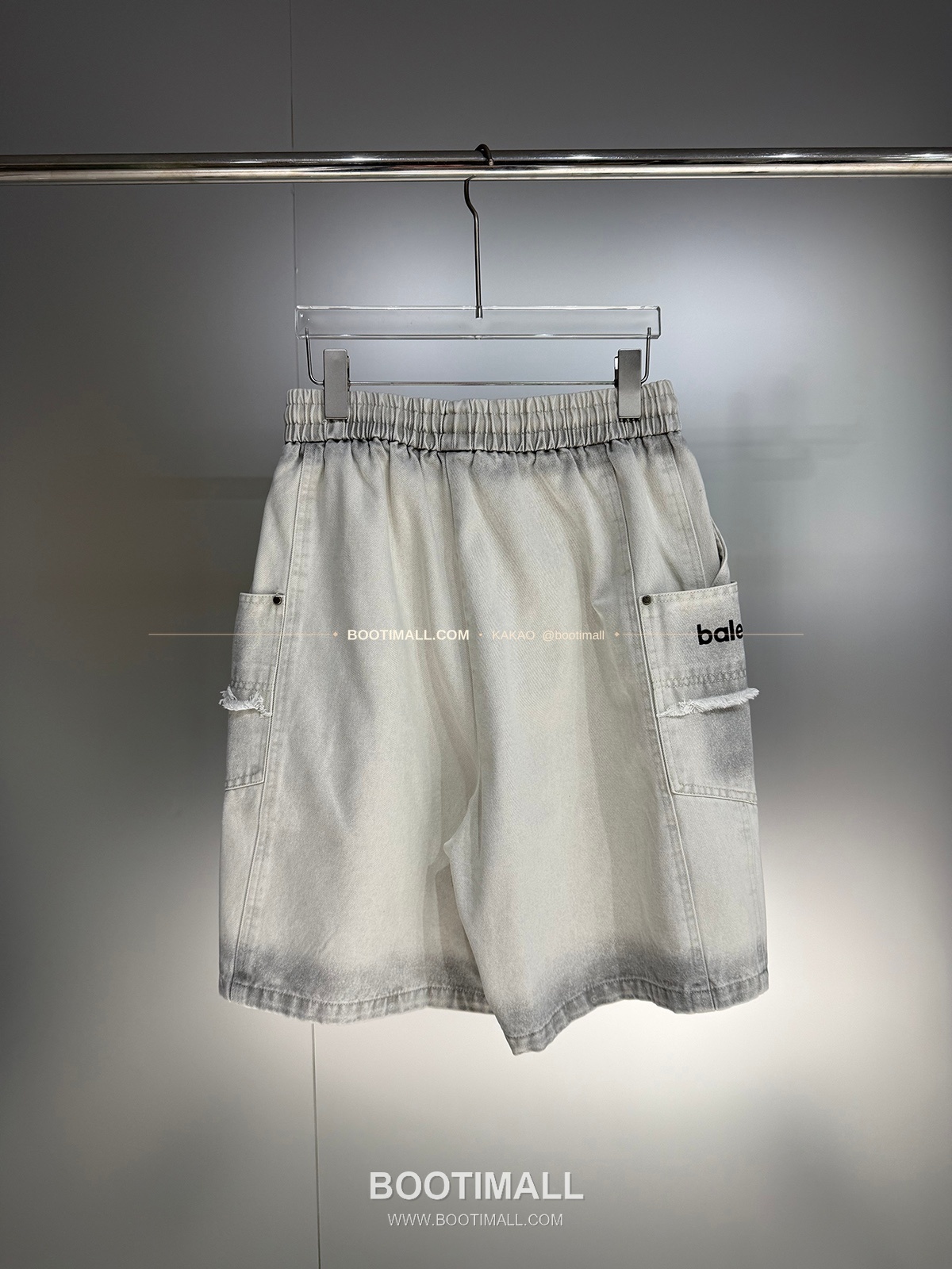 발렌시아가 2026SS 워싱코튼 로고 레귤러핏 썸머 쇼츠 Balenciaga 2026 SS Washed Cotton Logo Regular Fit Summer Shorts 2