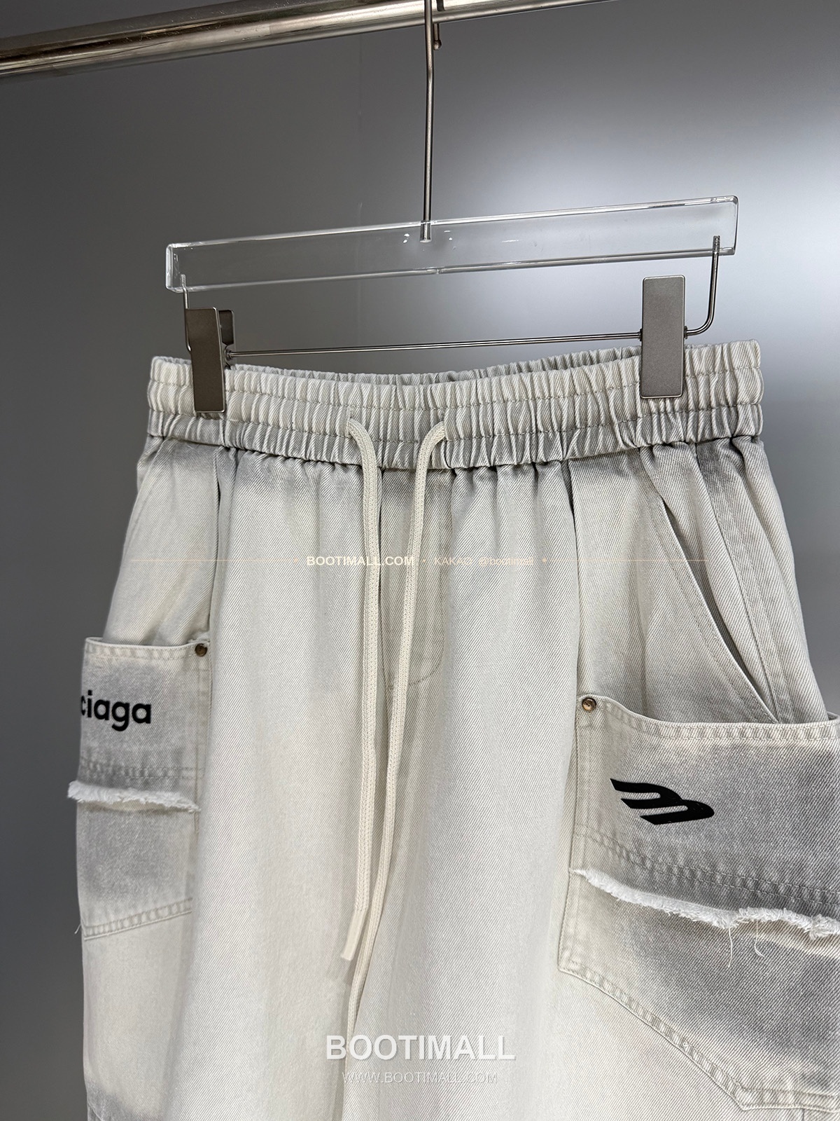 발렌시아가 2026SS 워싱코튼 로고 레귤러핏 썸머 쇼츠 Balenciaga 2026 SS Washed Cotton Logo Regular Fit Summer Shorts 4