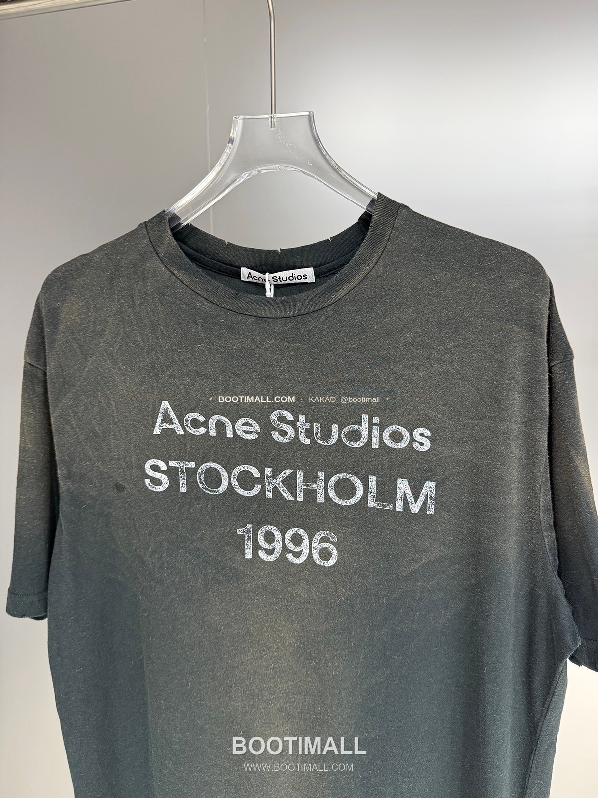 아크네스튜디오 1996 로고 워싱코튼 루즈핏 롱슬리브 티셔츠 Acne Studios 1996 Logo Washed Cotton Loose Fit Long Sleeve T-Shirt 4