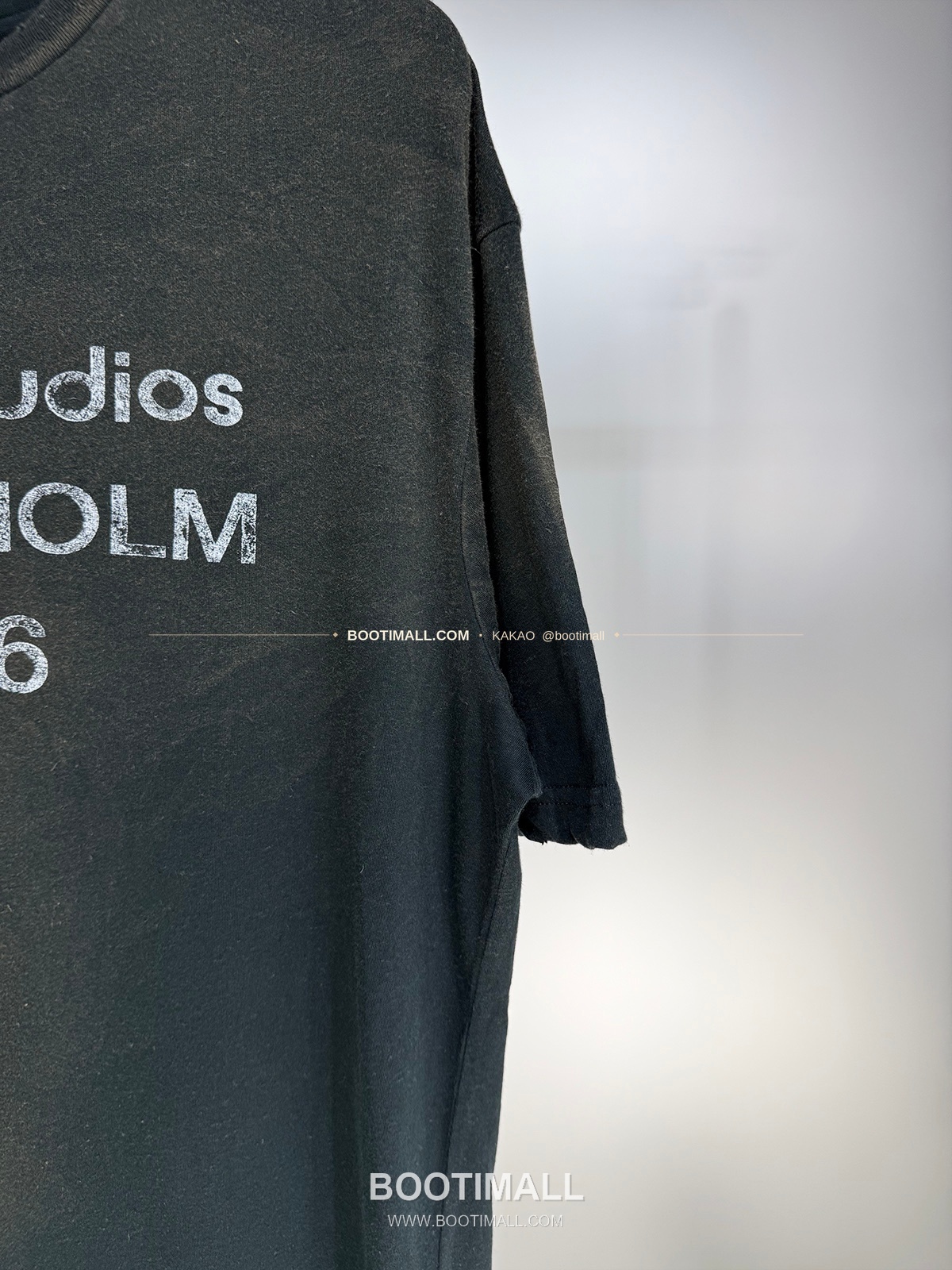 아크네스튜디오 1996 로고 워싱코튼 루즈핏 롱슬리브 티셔츠 Acne Studios 1996 Logo Washed Cotton Loose Fit Long Sleeve T-Shirt 5