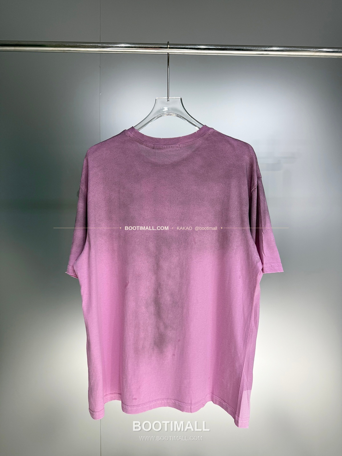 아크네스튜디오 1996 로고 워싱코튼 루즈핏 롱슬리브 티셔츠 Acne Studios 1996 Logo Washed Cotton Loose Fit Long Sleeve T-Shirt 2