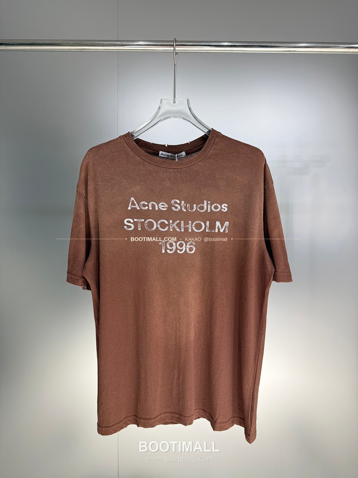아크네스튜디오 1996 로고 워싱코튼 루즈핏 롱슬리브 티셔츠 Acne Studios 1996 Logo Washed Cotton Loose Fit Long Sleeve T-Shirt 1