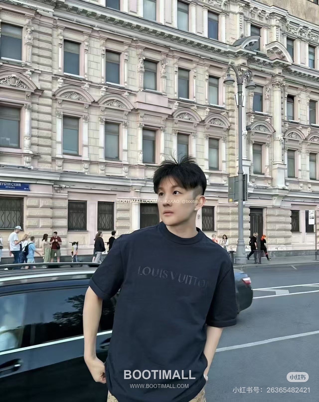 루이비통 2026SS 메쉬 자카드 로고 레귤러핏 반팔 티셔츠 Louis Vuitton 2026 SS Mesh Jacquard Logo Regular Fit T-Shirt 1