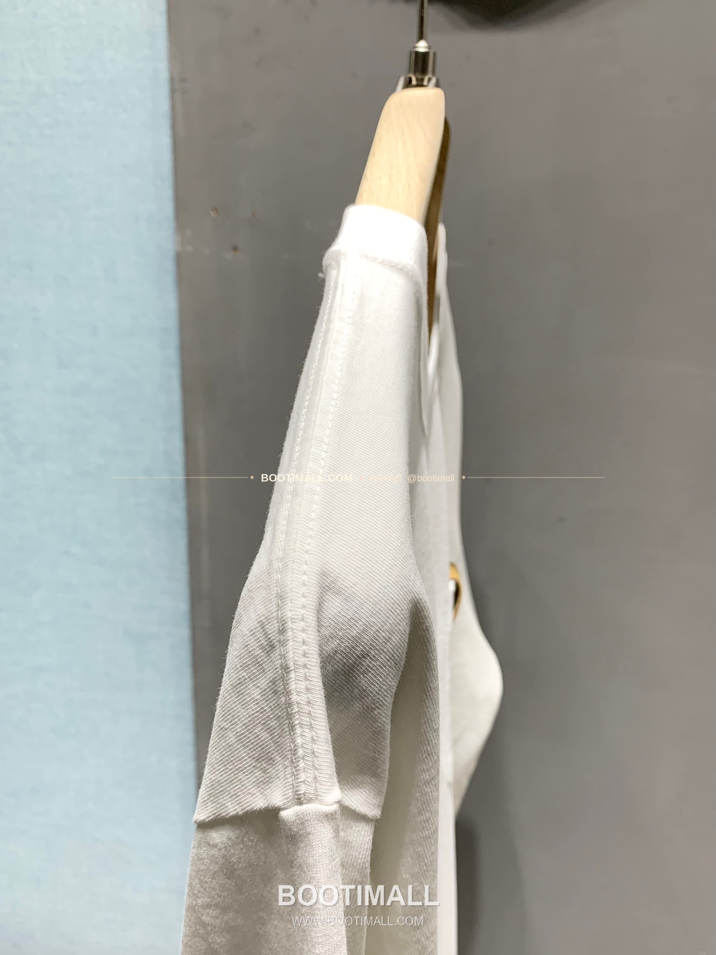 디올 워싱코튼 레더패치 포켓 레귤러핏 반팔 티셔츠 Dior Washed Cotton Leather Patch Pocket Regular Fit T-Shirt 7