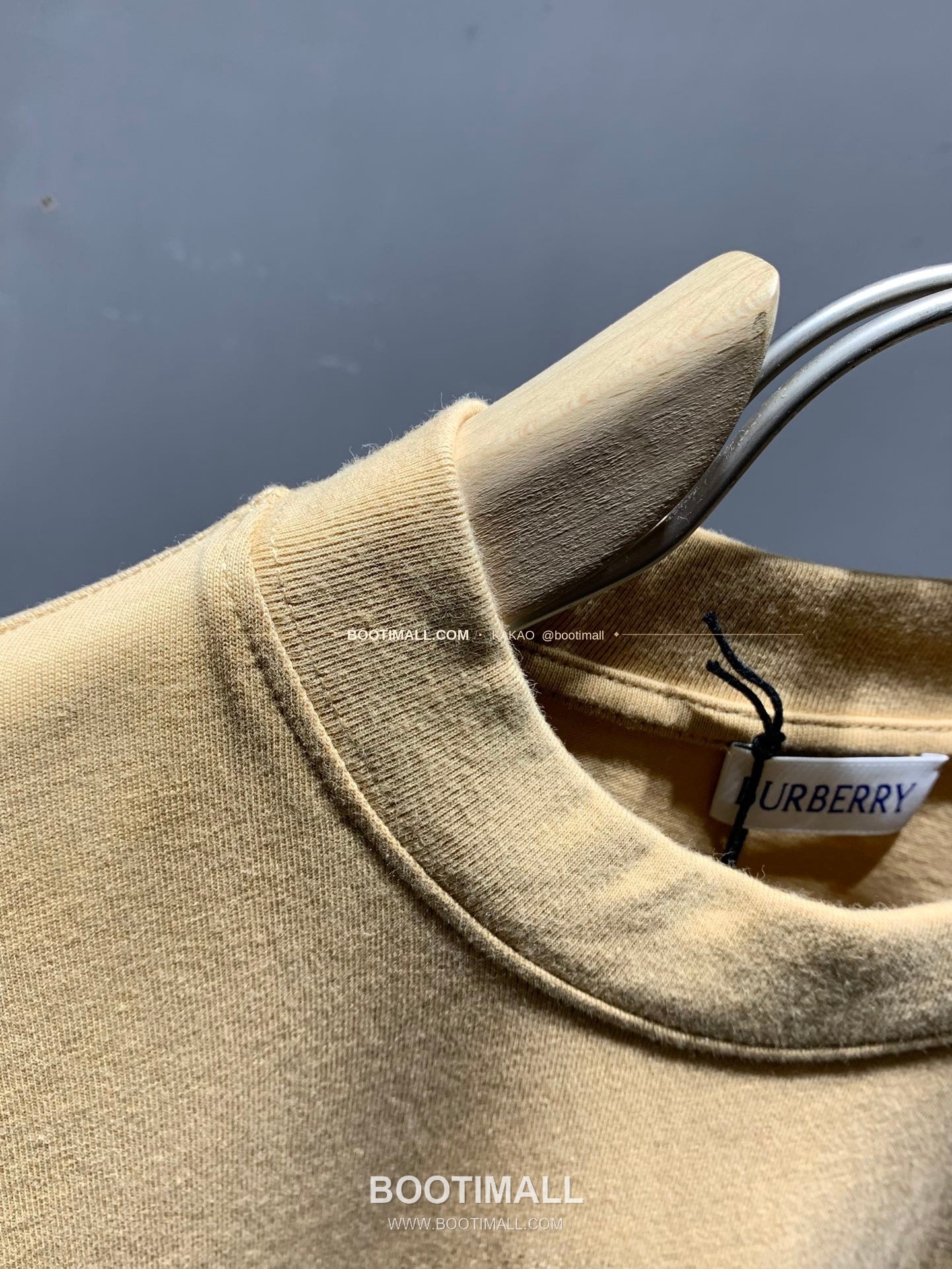 버버리 워싱코튼 그라데이션 체크 레귤러핏 반팔 티셔츠 Burberry Washed Cotton Gradient Check Regular Fit T-Shirt 6