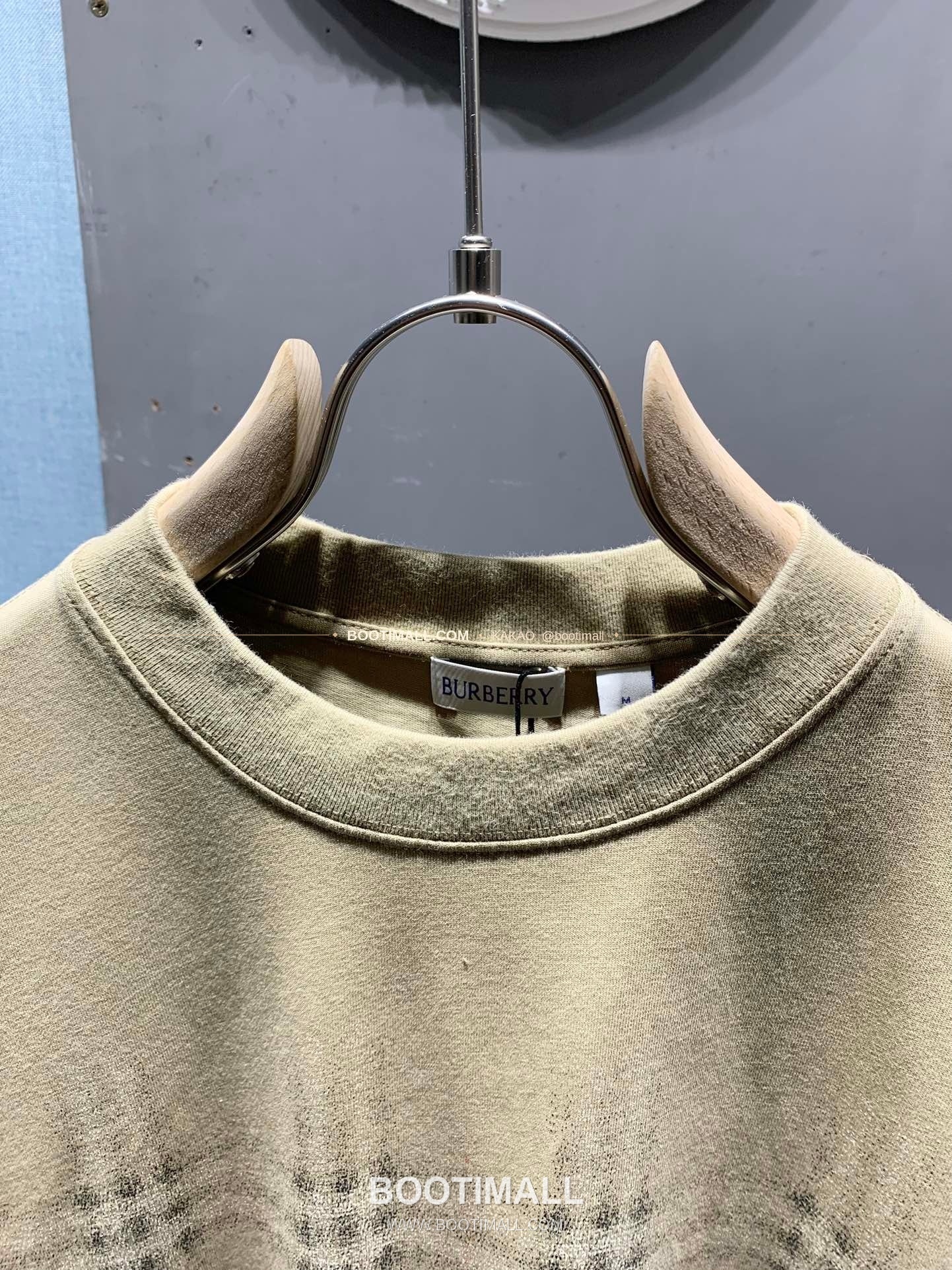 버버리 워싱코튼 그라데이션 체크 레귤러핏 반팔 티셔츠 Burberry Washed Cotton Gradient Check Regular Fit T-Shirt 9