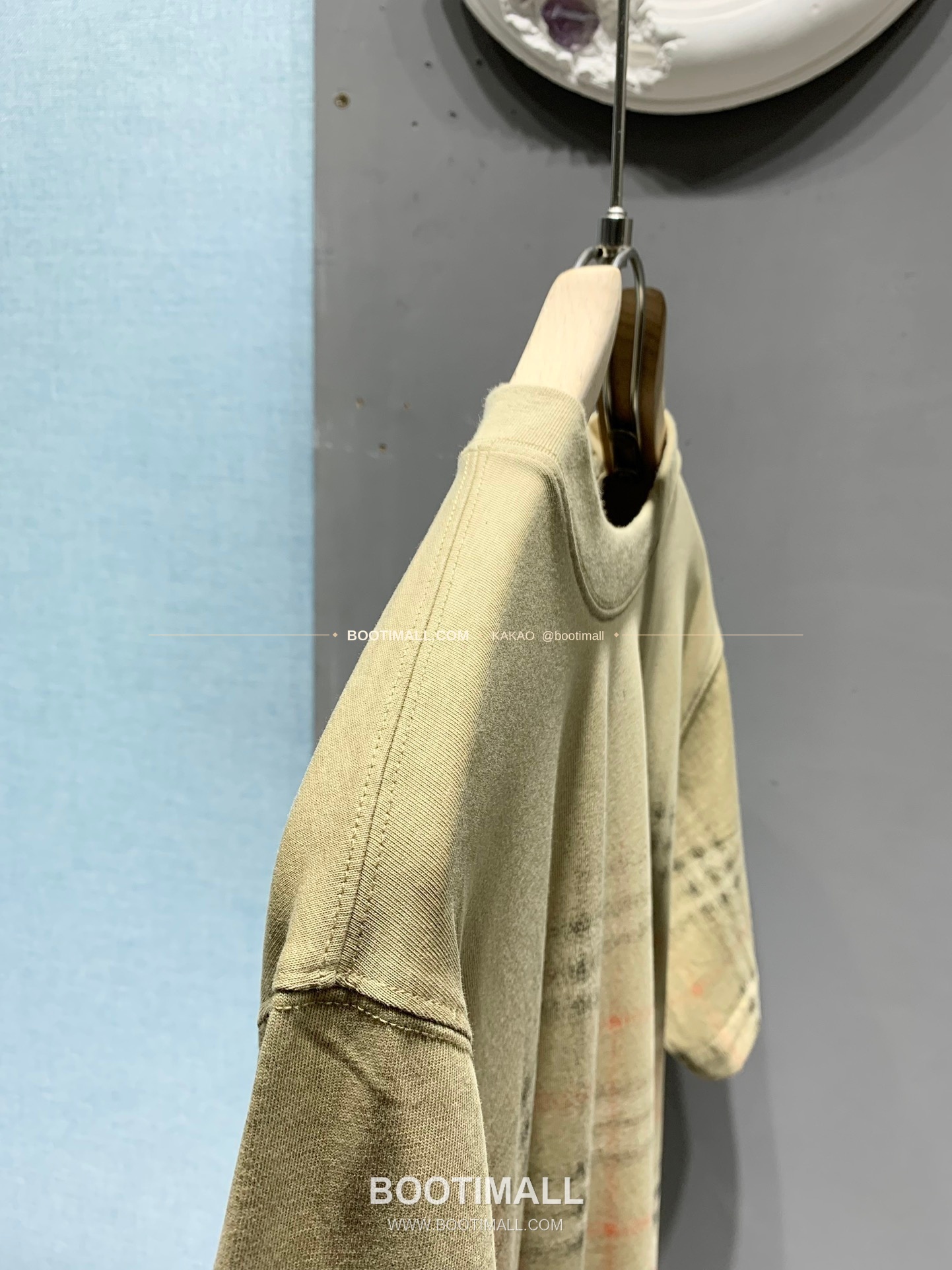 버버리 워싱코튼 그라데이션 체크 레귤러핏 반팔 티셔츠 Burberry Washed Cotton Gradient Check Regular Fit T-Shirt 11