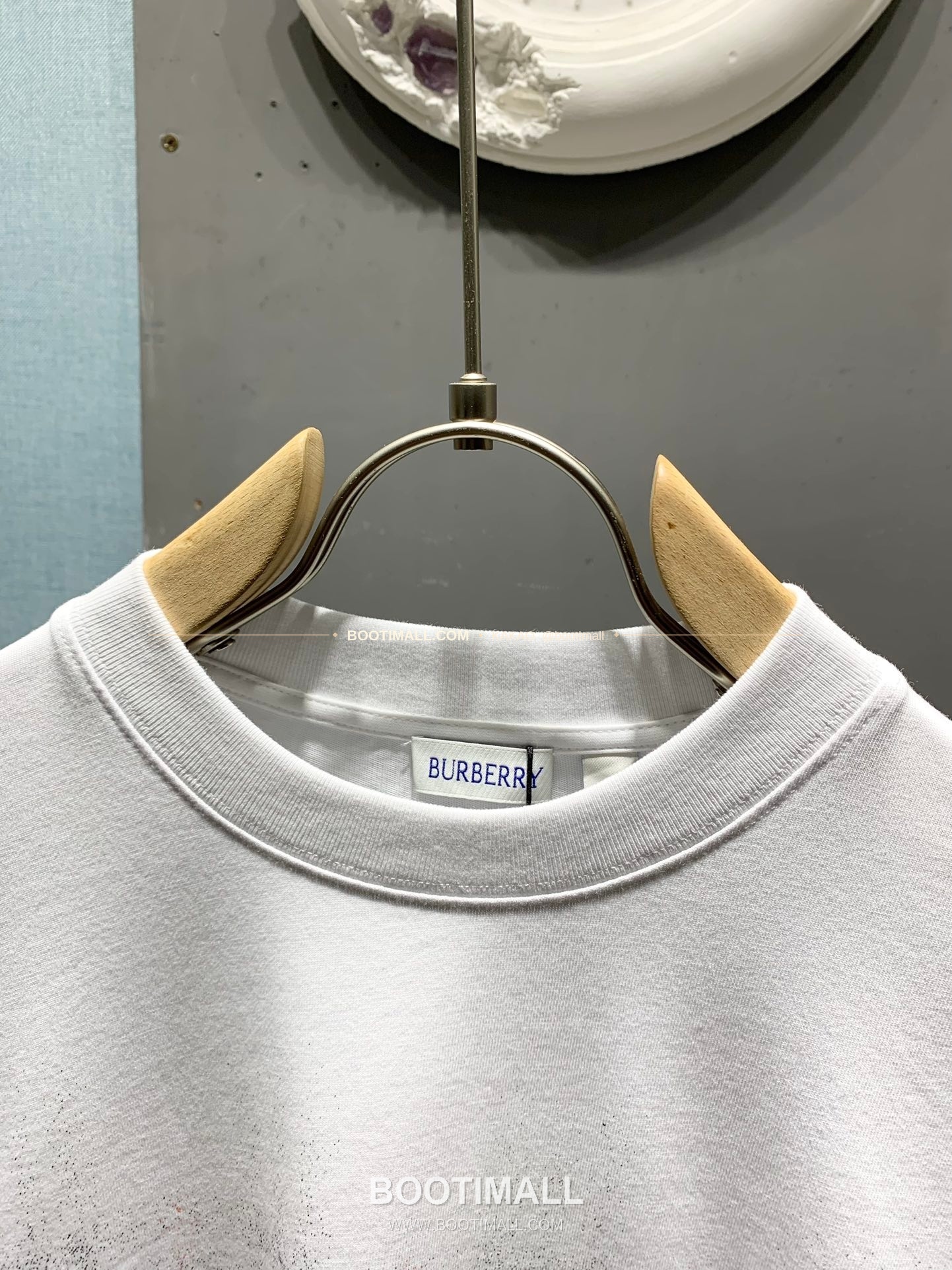 버버리 워싱코튼 그라데이션 체크 레귤러핏 반팔 티셔츠 Burberry Washed Cotton Gradient Check Regular Fit T-Shirt 6