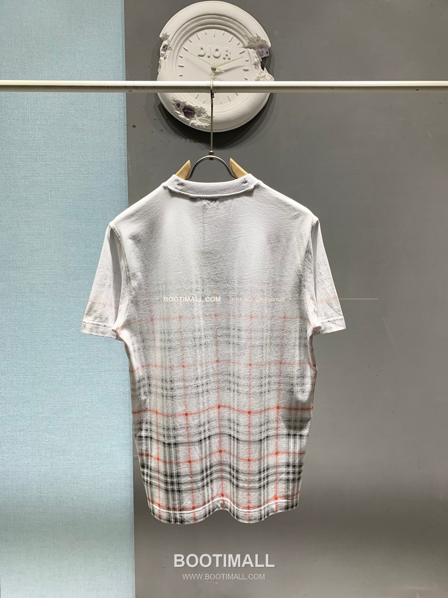 버버리 워싱코튼 그라데이션 체크 레귤러핏 반팔 티셔츠 Burberry Washed Cotton Gradient Check Regular Fit T-Shirt 7