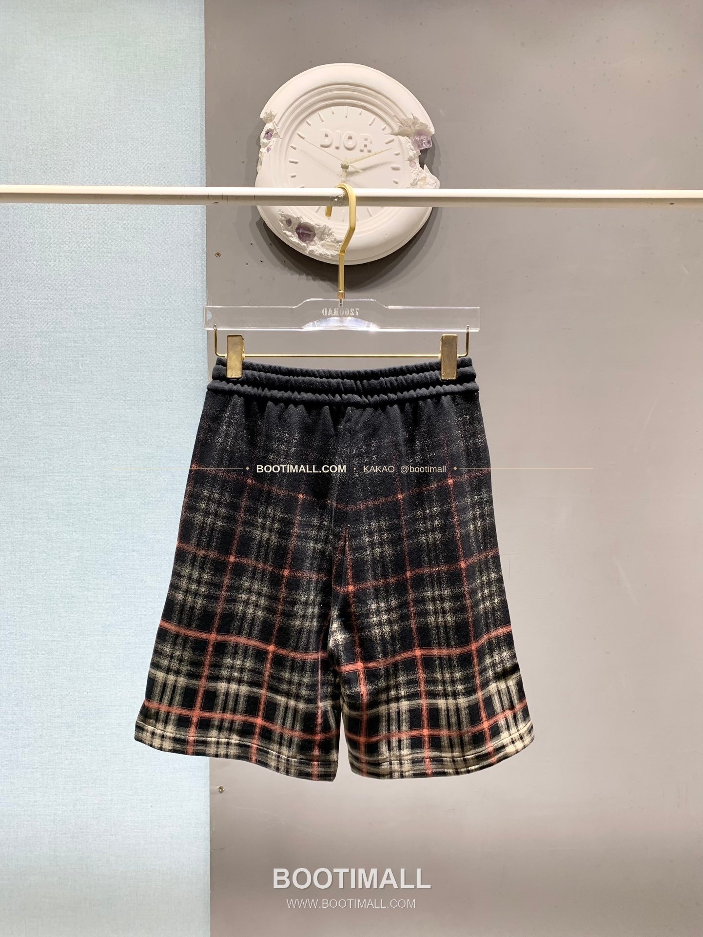 버버리 워싱코튼 그라데이션 체크 레귤러핏 썸머 쇼츠 Burberry Washed Cotton Gradient Check Regular Fit Summer Shorts 17