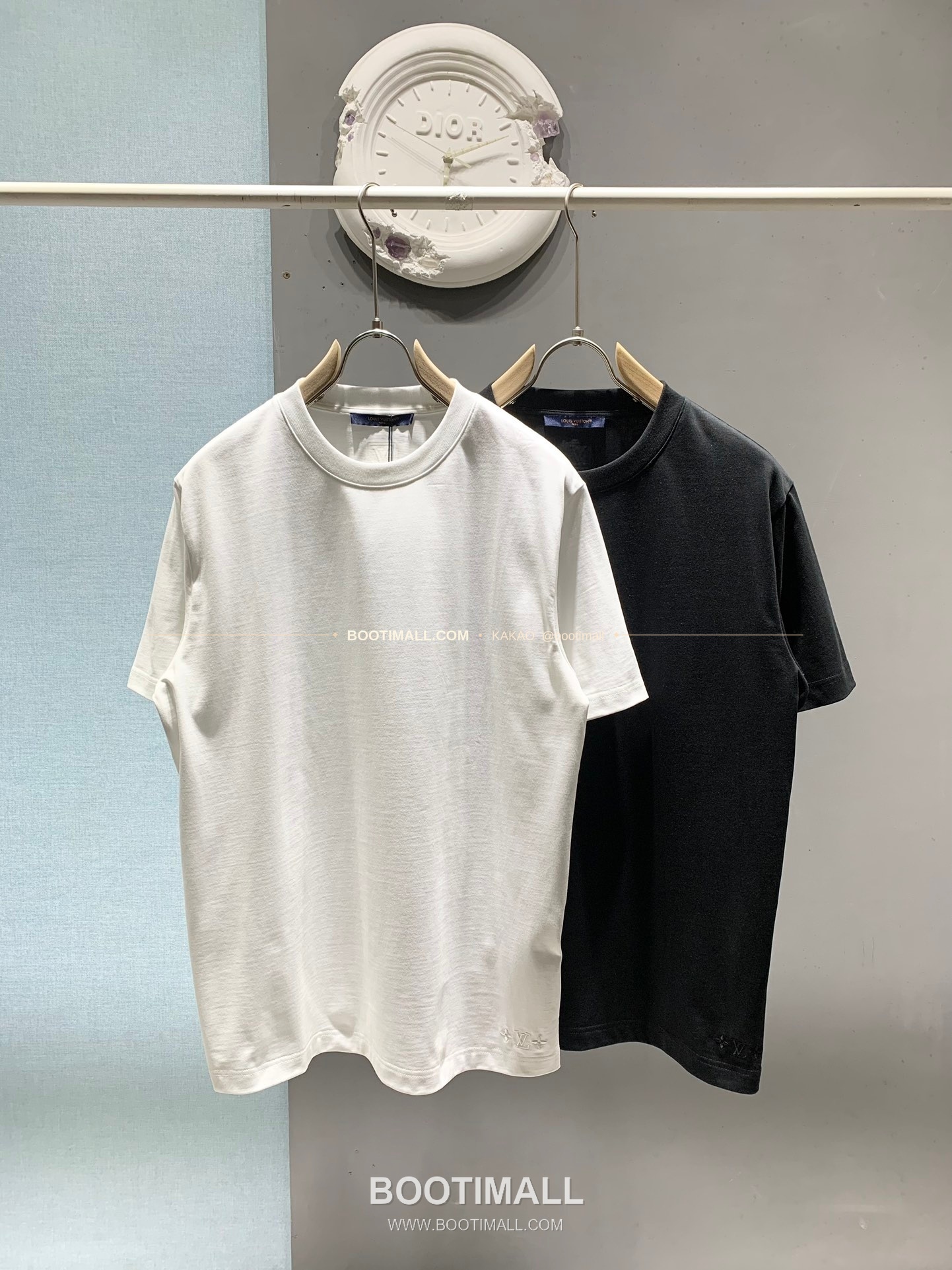 루이비통 코튼 로고자수 패치 레귤러핏 반팔 티셔츠 Louis Vuitton Cotton Logo Embroidery Patch Regular Fit T-Shirt 9