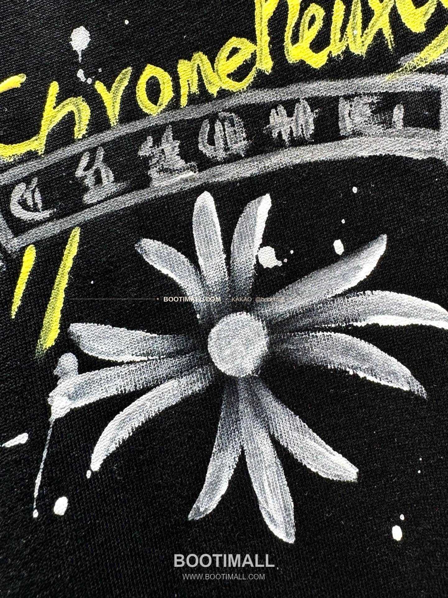 크롬하츠 헤비코튼 그래피티 로고 루즈핏 반팔 티셔츠 Chrome Hearts Heavy Cotton Graffiti Logo Loose Fit T-Shirt SG26306 4