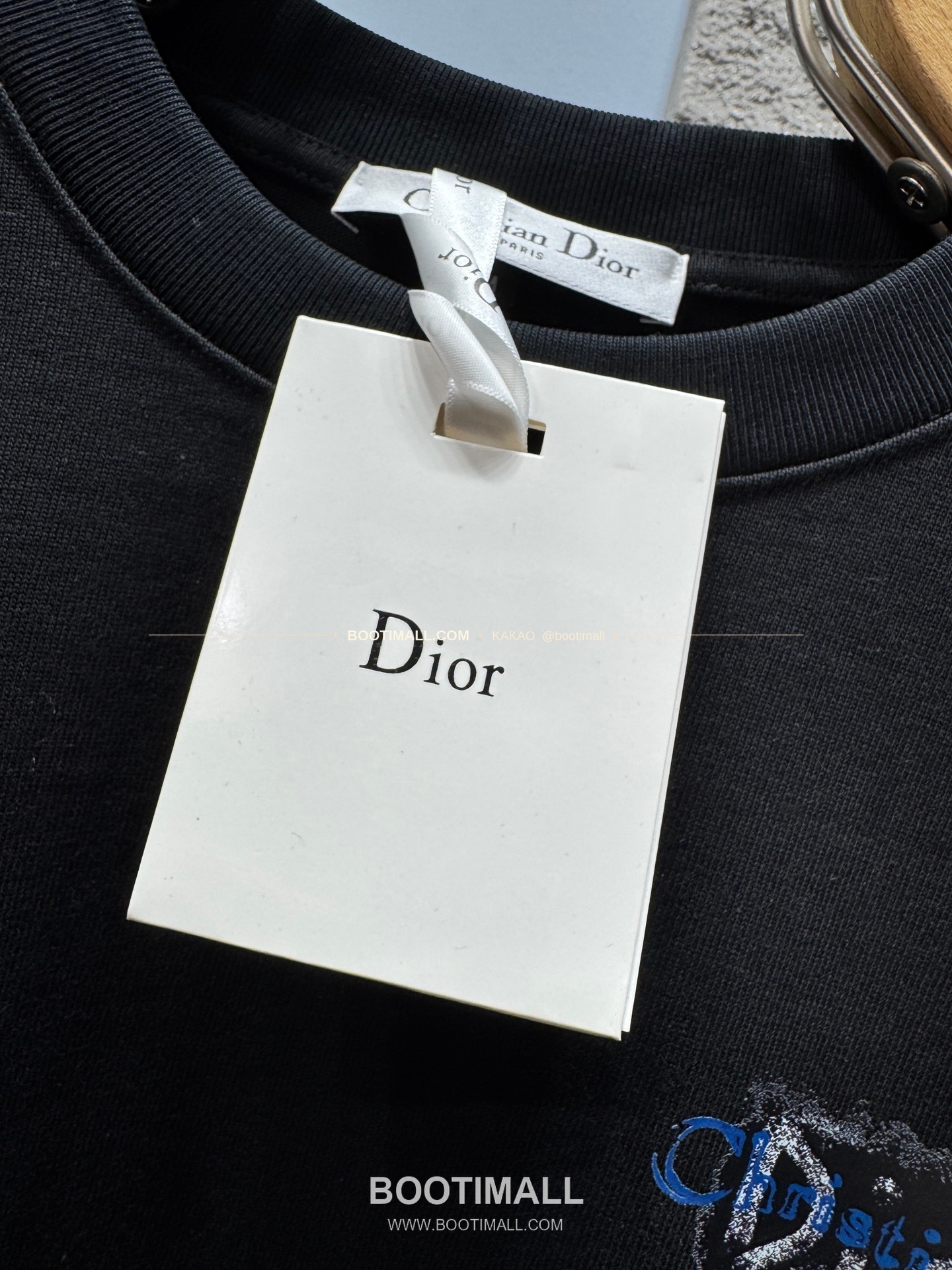 디올 헤비코튼 그래피티 로고 루즈핏 반팔 티셔츠 Dior Heavy Cotton Graffiti Logo Loose Fit T-Shirt AMC6869 6