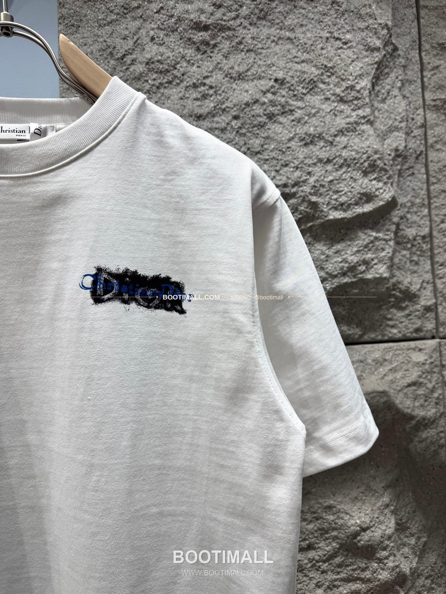 디올 헤비코튼 그래피티 로고 루즈핏 반팔 티셔츠 Dior Heavy Cotton Graffiti Logo Loose Fit T-Shirt AMC6869 12