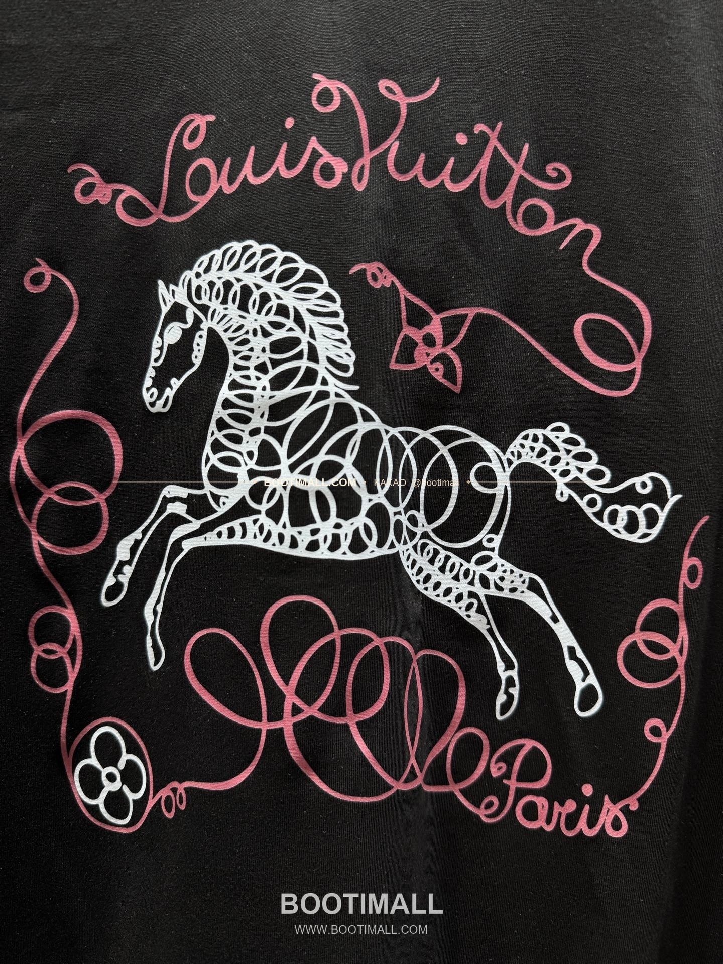 루이비통 소로나 혼방 로고 그래픽 루즈핏 반팔 티셔츠 Louis Vuitton Sorona Blend Logo Graphic Loose Fit T-Shirt XYN33 4