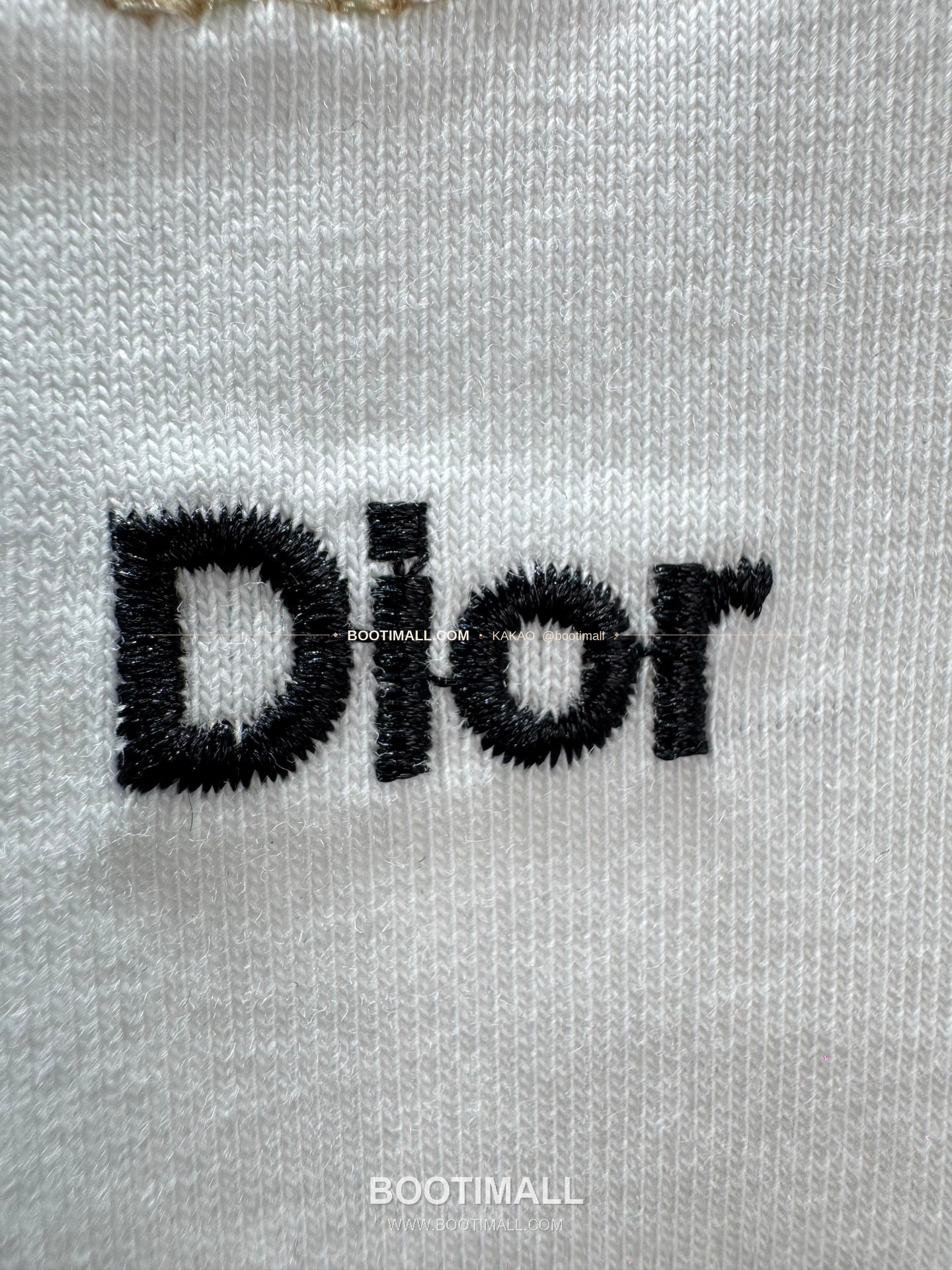 디올 헤비코튼 버터플라이 자수 로고 루즈핏 반팔 티셔츠 Dior Heavy Cotton Butterfly Embroidery Logo Loose Fit T-Shirt AAW98198 9
