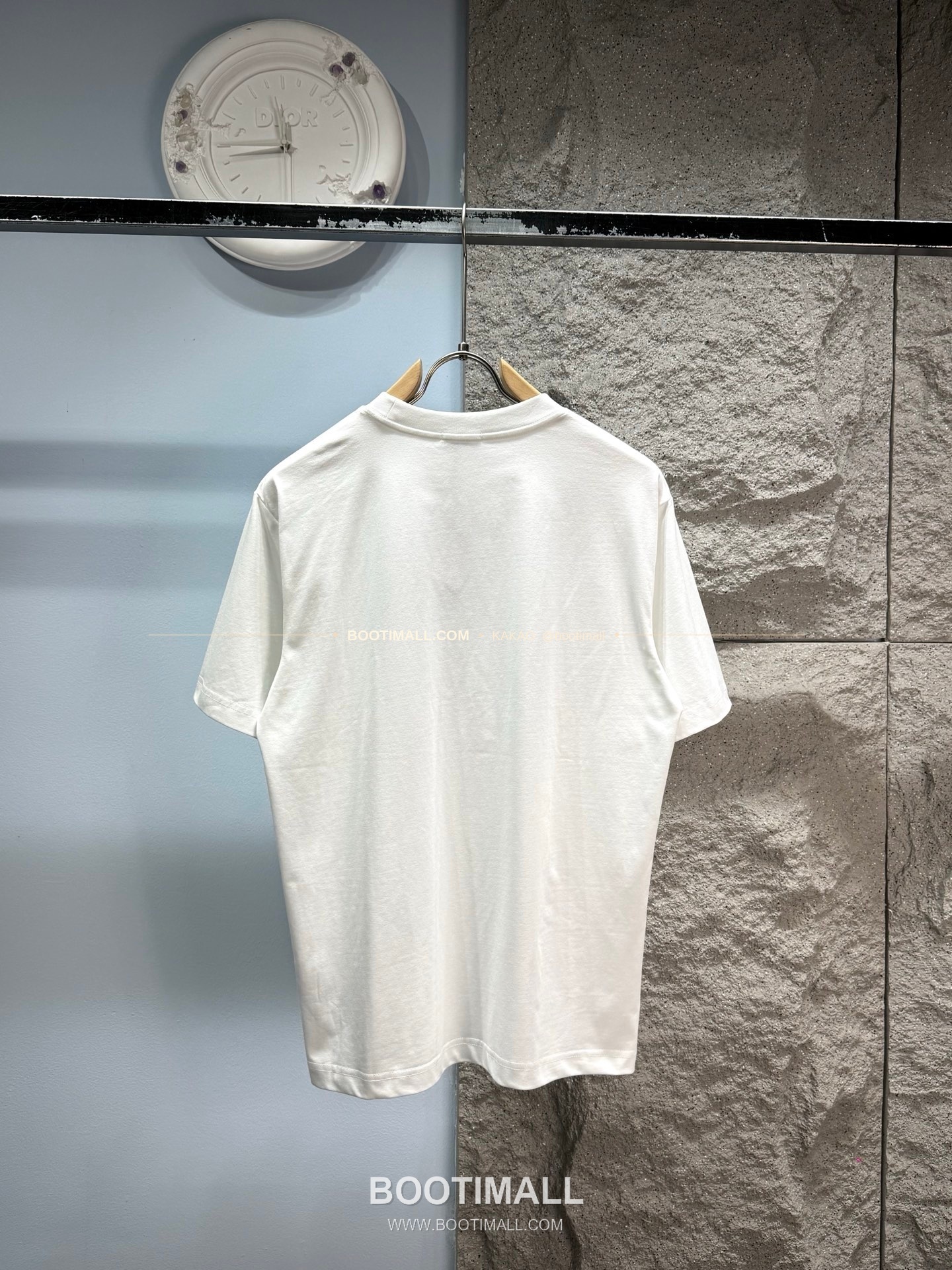 디올 헤비코튼 버터플라이 자수 로고 루즈핏 반팔 티셔츠 Dior Heavy Cotton Butterfly Embroidery Logo Loose Fit T-Shirt AAW98198 13