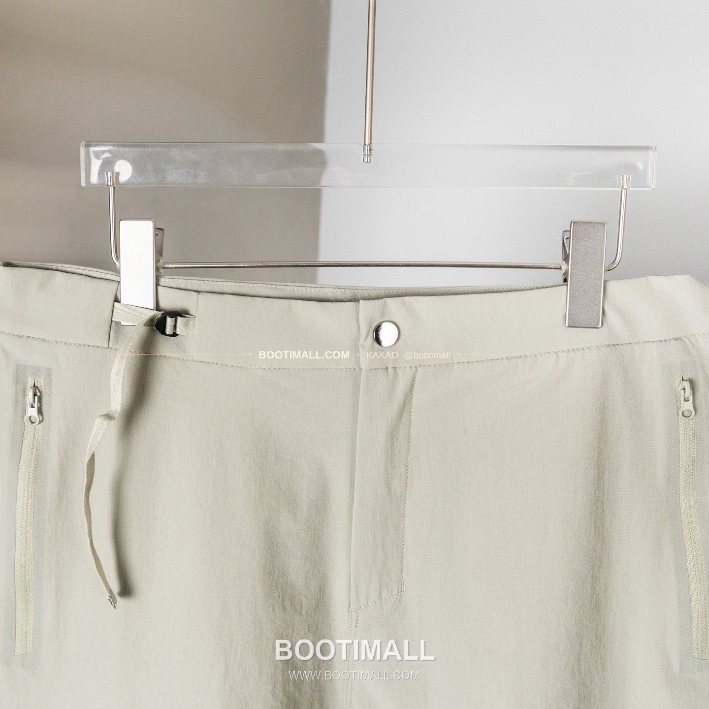 아크테릭스 2026SS 나일론 스트레치 로고 레귤러핏 11인치 쇼츠 Arc'teryx 2026 SS Nylon Stretch Logo Regular Fit 11 Inch Shorts 4