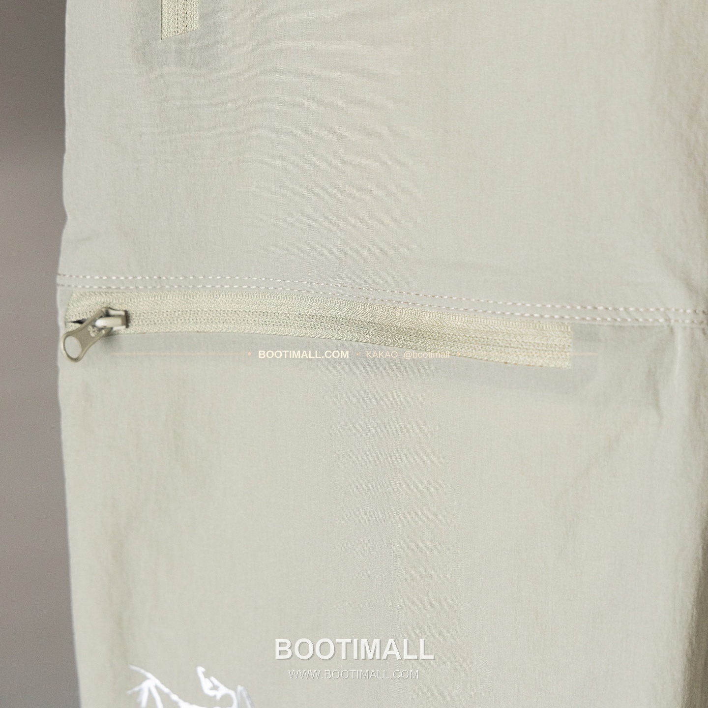 아크테릭스 2026SS 나일론 스트레치 로고 레귤러핏 11인치 쇼츠 Arc'teryx 2026 SS Nylon Stretch Logo Regular Fit 11 Inch Shorts 8