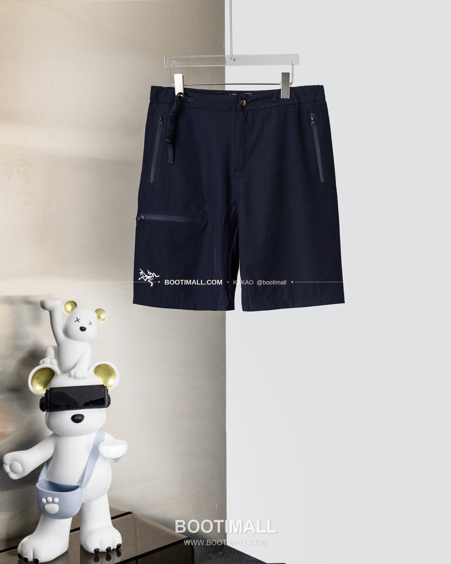 아크테릭스 2026SS 나일론 스트레치 로고 레귤러핏 11인치 쇼츠 Arc'teryx 2026 SS Nylon Stretch Logo Regular Fit 11 Inch Shorts 1