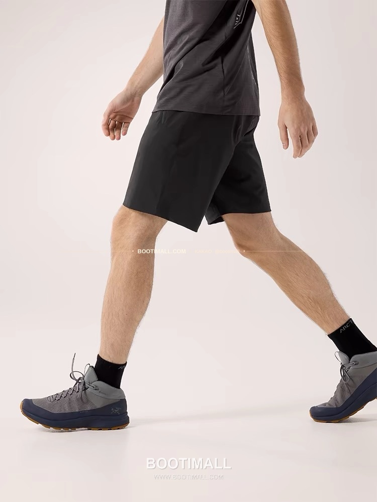 아크테릭스 2026SS 나일론 스트레치 로고 레귤러핏 11인치 쇼츠 Arc'teryx 2026 SS Nylon Stretch Logo Regular Fit 11 Inch Shorts 2