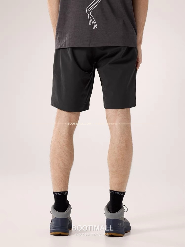 아크테릭스 2026SS 나일론 스트레치 로고 레귤러핏 11인치 쇼츠 Arc'teryx 2026 SS Nylon Stretch Logo Regular Fit 11 Inch Shorts 3