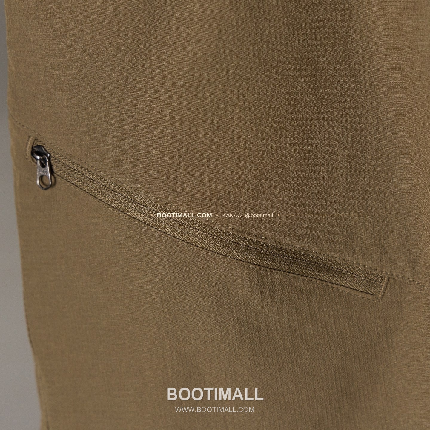 아크테릭스 2026SS 나일론 스트레치 로고 레귤러핏 11인치 쇼츠 Arc'teryx 2026 SS Nylon Stretch Logo Regular Fit 11 Inch Shorts 9