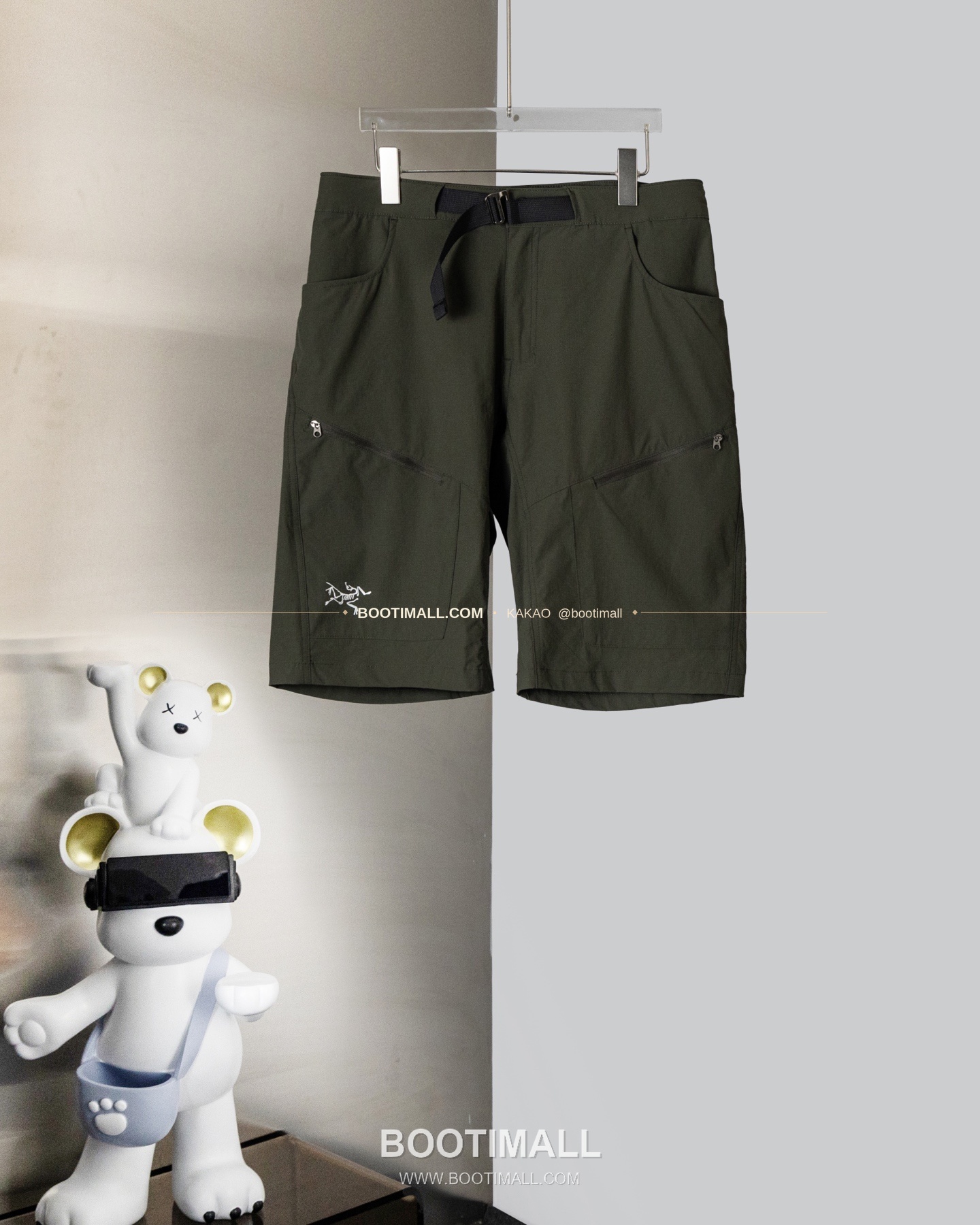 아크테릭스 2026SS 나일론 스트레치 로고 레귤러핏 11인치 쇼츠 Arc'teryx 2026 SS Nylon Stretch Logo Regular Fit 11 Inch Shorts 1