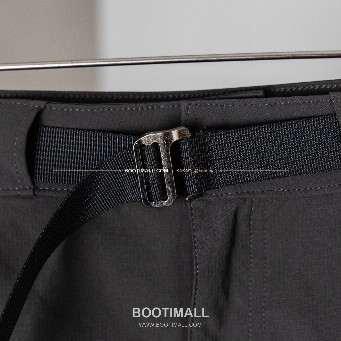 아크테릭스 2026SS 나일론 스트레치 로고 레귤러핏 11인치 쇼츠 Arc'teryx 2026 SS Nylon Stretch Logo Regular Fit 11 Inch Shorts 5