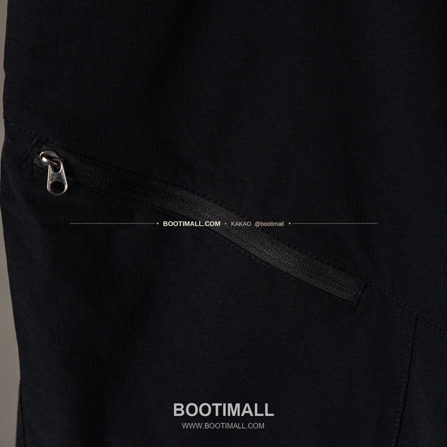 아크테릭스 2026SS 나일론 스트레치 로고 레귤러핏 11인치 쇼츠 Arc'teryx 2026 SS Nylon Stretch Logo Regular Fit 11 Inch Shorts 16