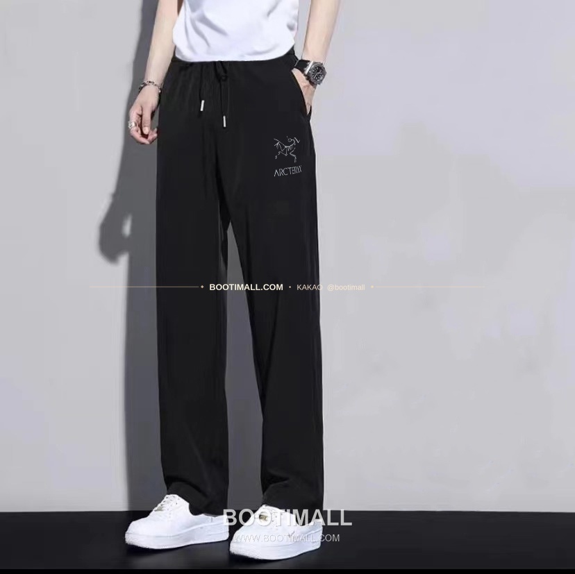 아크테릭스 2026SS 폴리에스터 스판 로고 레귤러핏 롱 팬츠 Arc'teryx 2026 SS Polyester Spandex Logo Regular Fit Long Pants 3